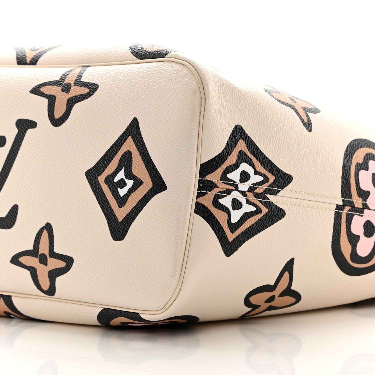Louis Vuitton Monogram Giant Wild at Heart Neverfull MM Creme 10 of 11
