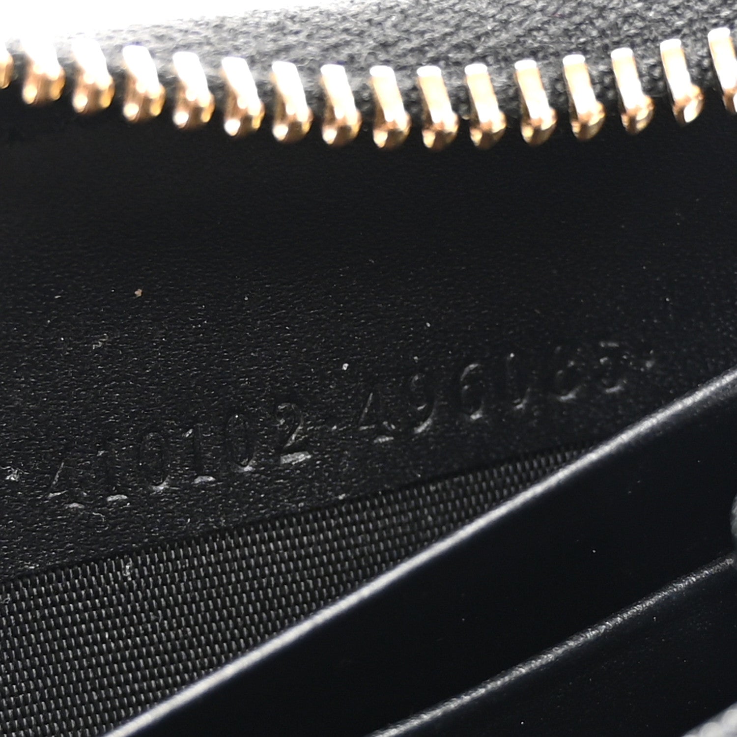 Gucci GG Supreme Monogram Bees Zip Around Wallet 7 of 8