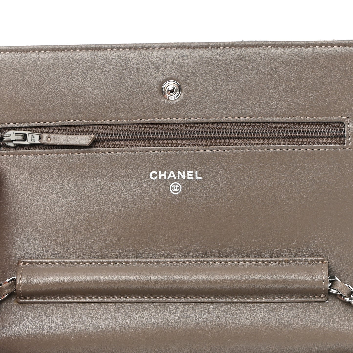 Patent Quilted Wallet On Chain WOC Brown