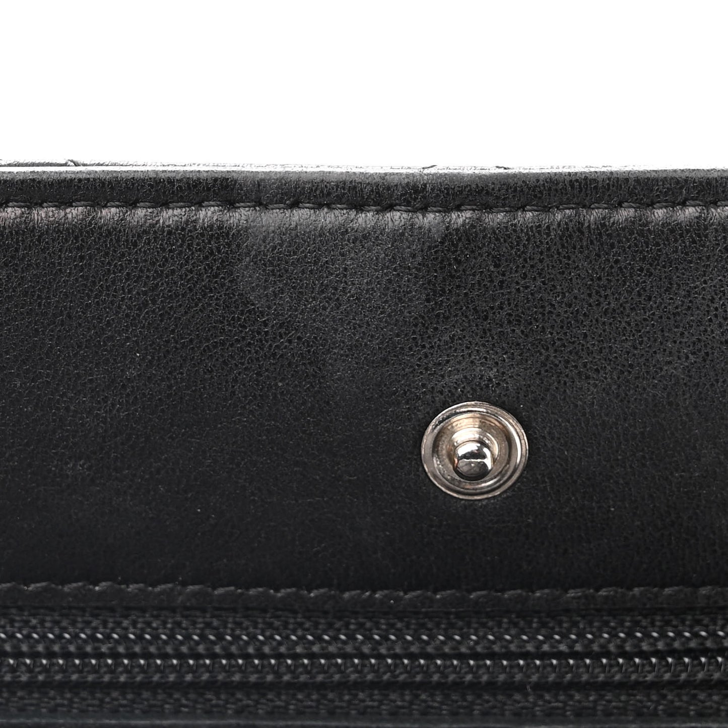 Lambskin Quilted Wallet On Chain WOC Black
