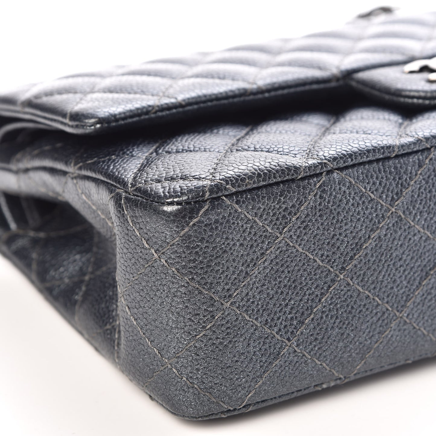 Pearly Caviar Quilted Medium Double Flap Grey