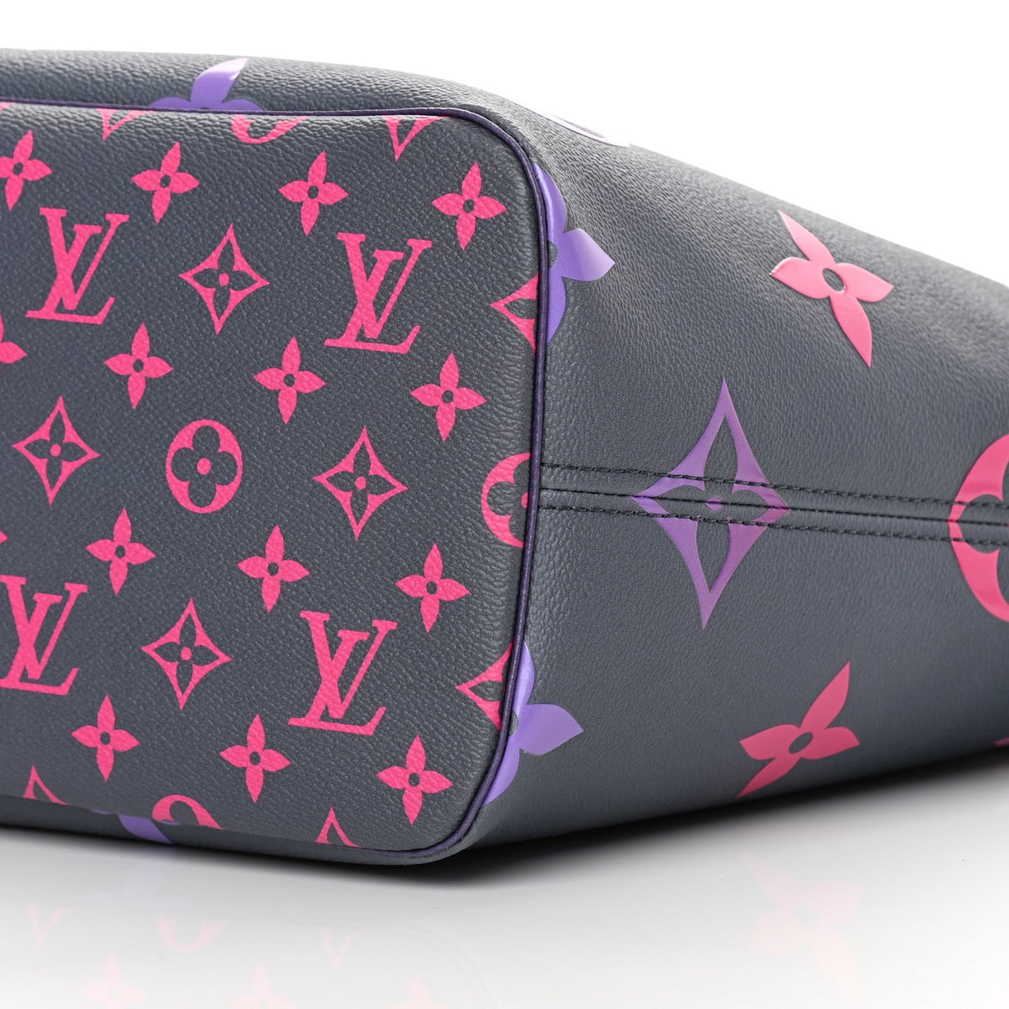 Monogram Giant Spring In The City Neverfull MM Midnight Fuchsia