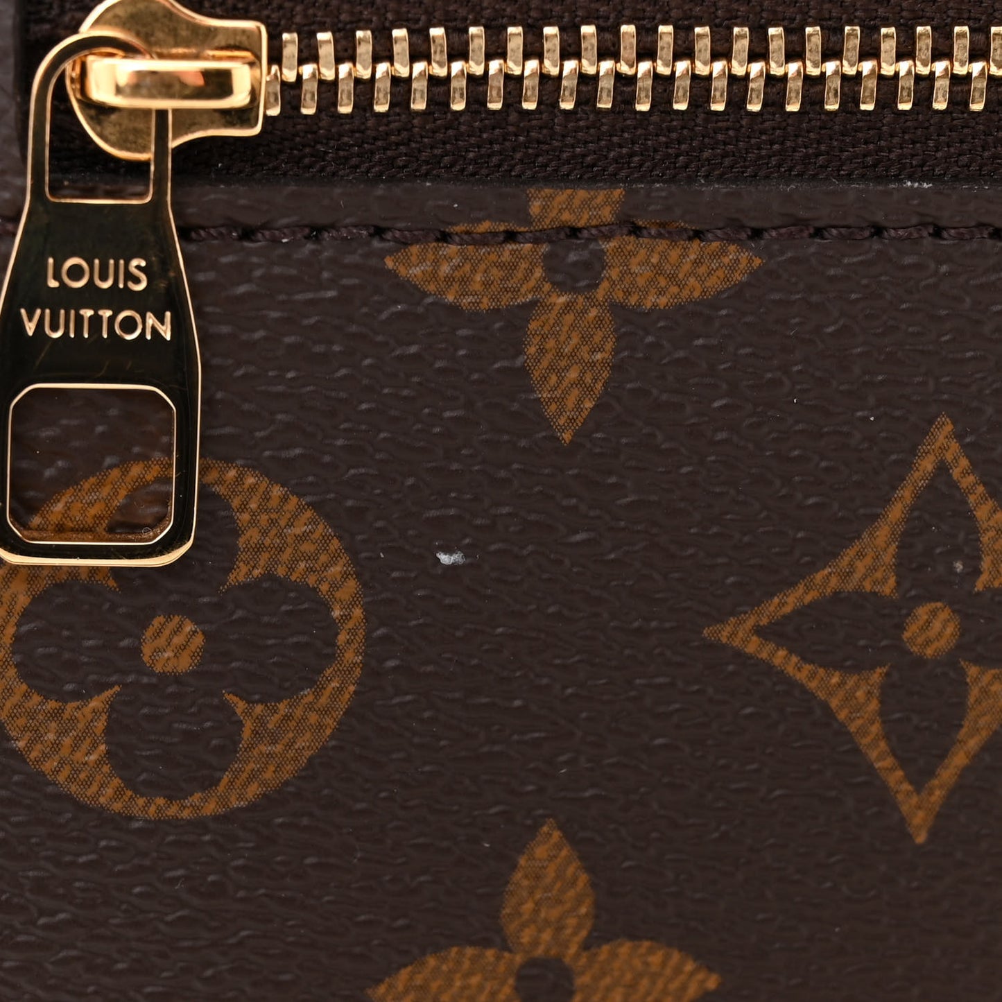 LOUIS VUITTON Monogram Pochette Metis East West