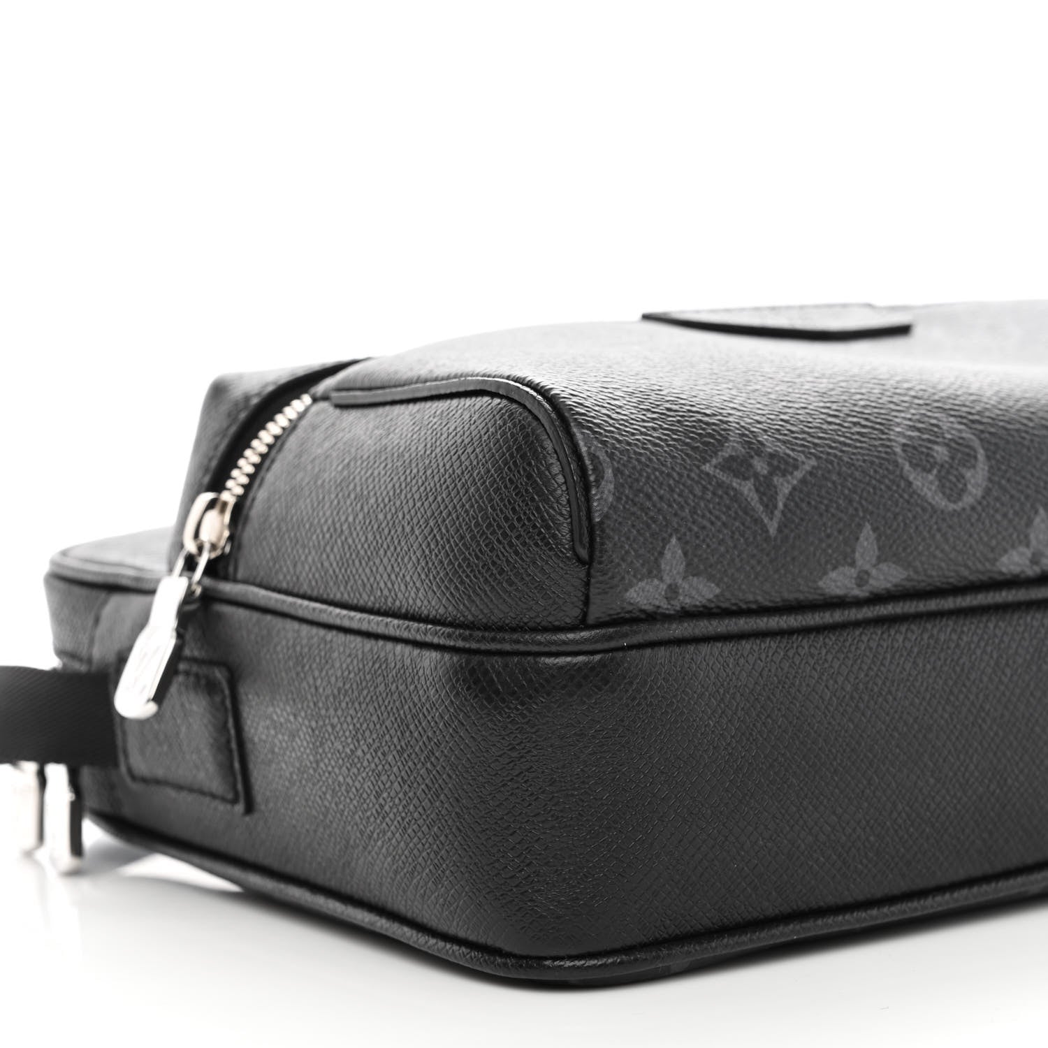 Louis Vuitton Taiga Monogram Eclipse Outdoor Messenger Black 8 of 9