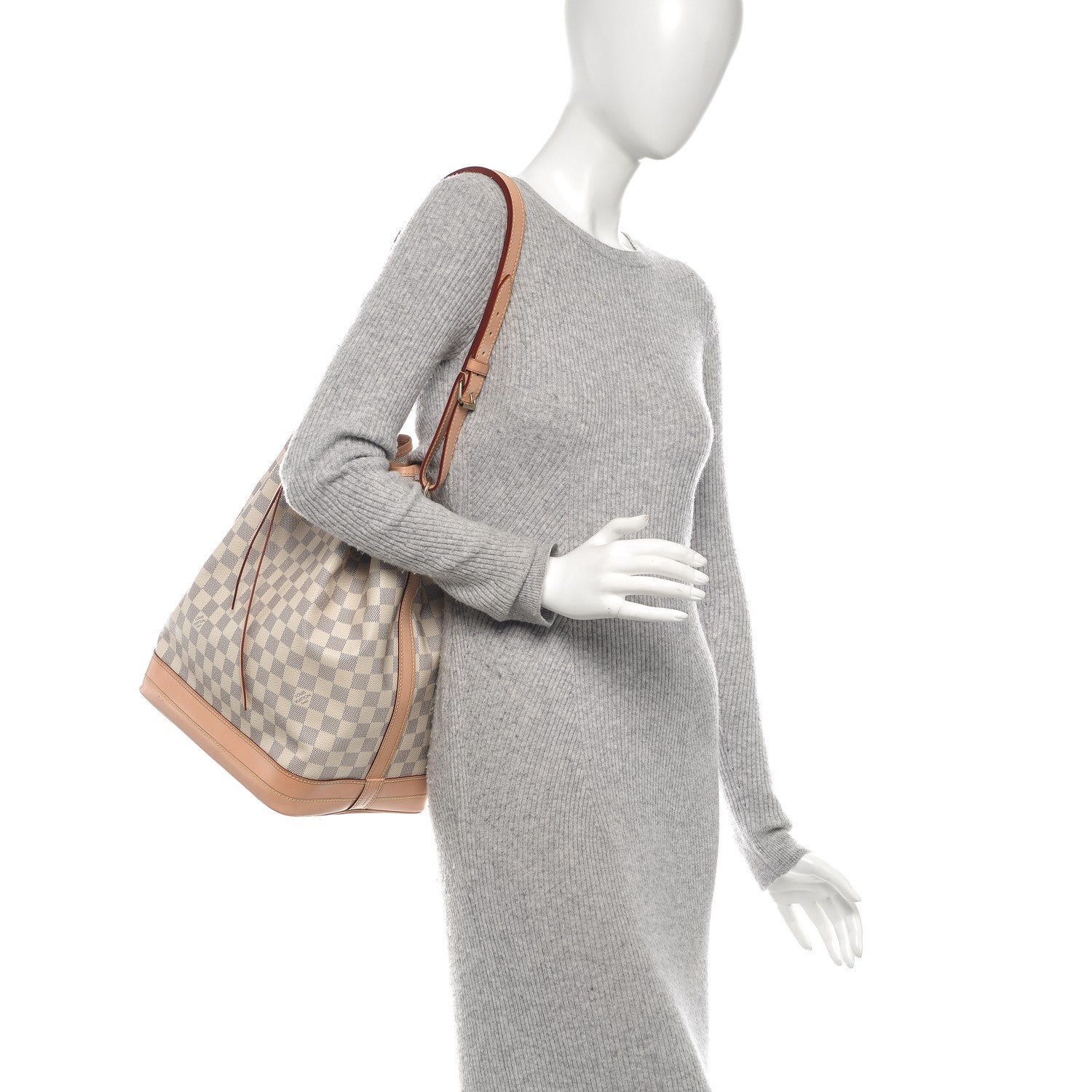 Louis Vuitton Damier Azur Noe 2 of 9