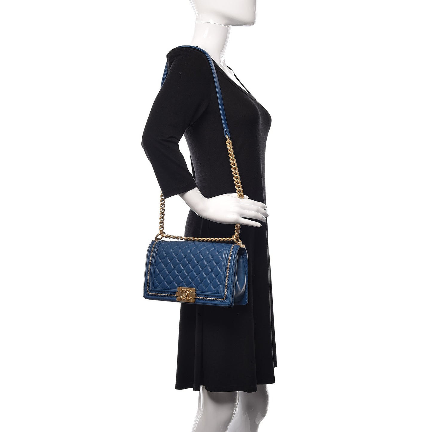 Lambskin Quilted Medium Chain Detail Boy Flap Blue