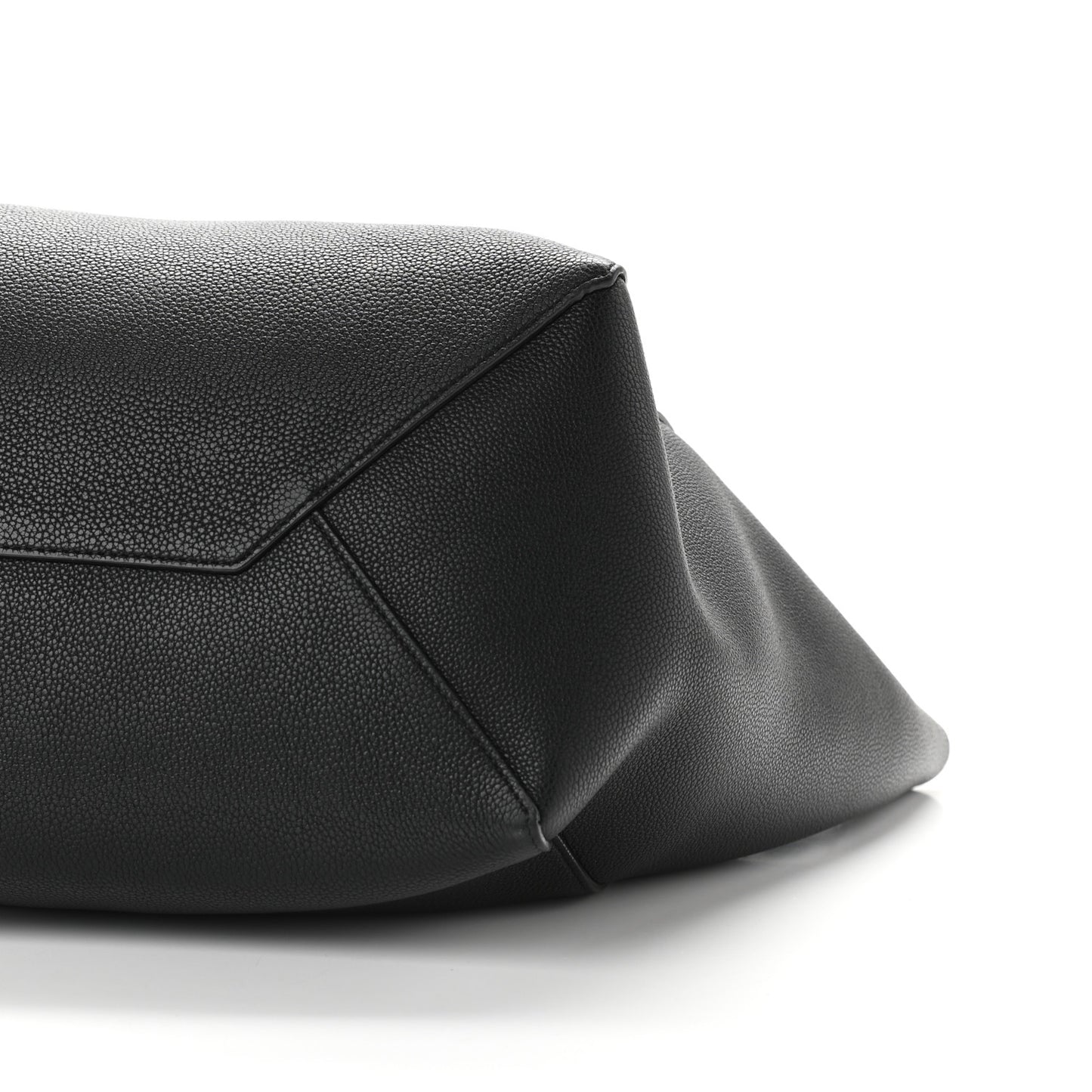 Soft Grained Calfskin Medium Belt Cabas Phantom Black