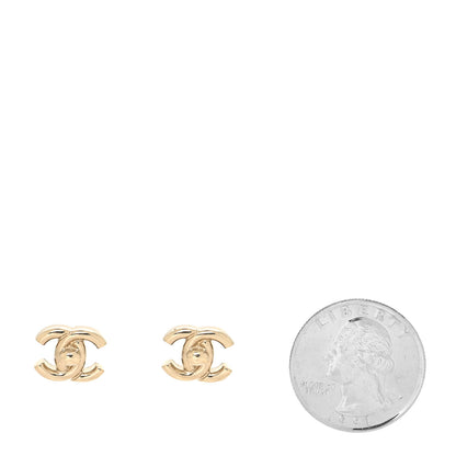 Chanel Metal CC Turnlock Earrings Gold 2 of 4