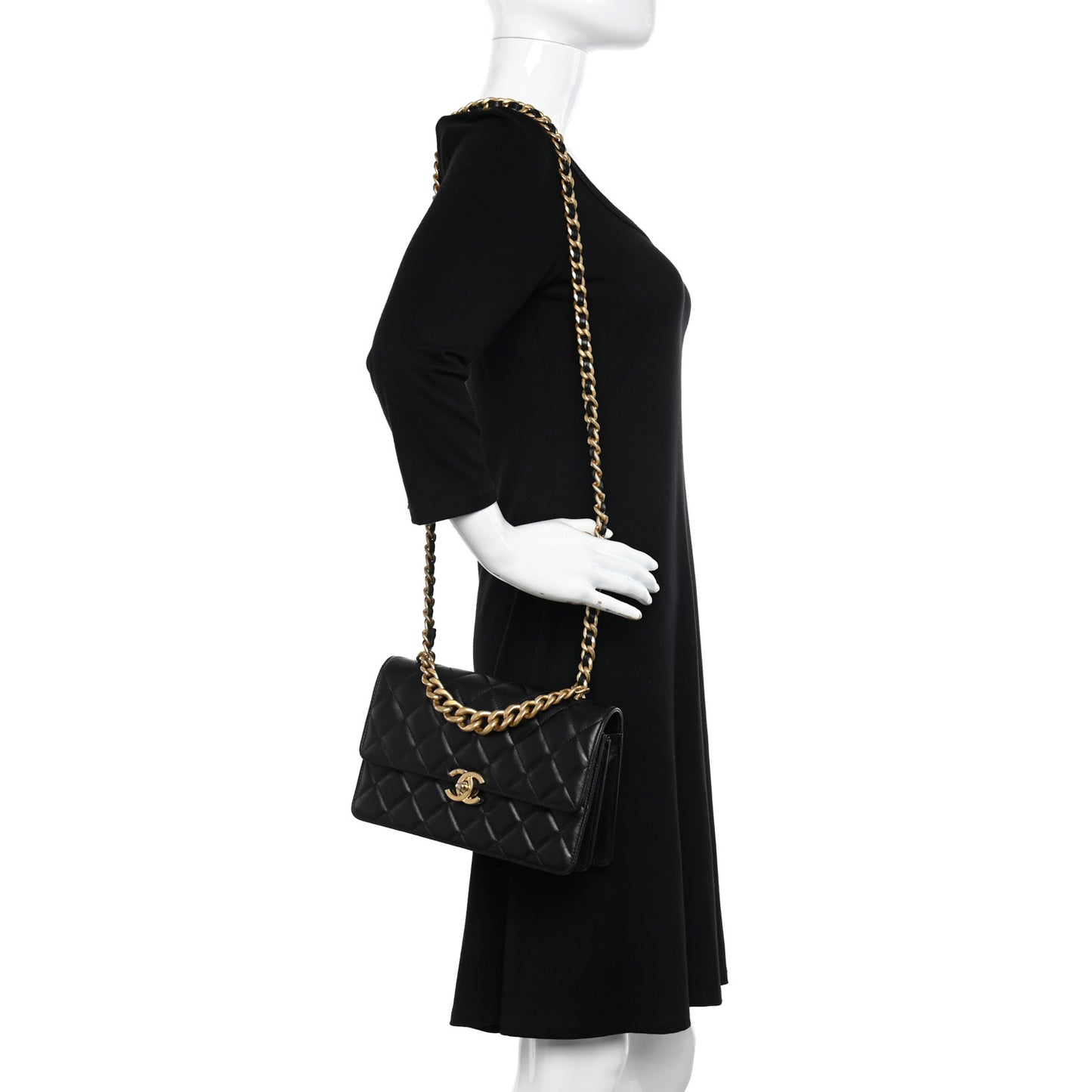 Lambskin Quilted Chain Flap Bag Black