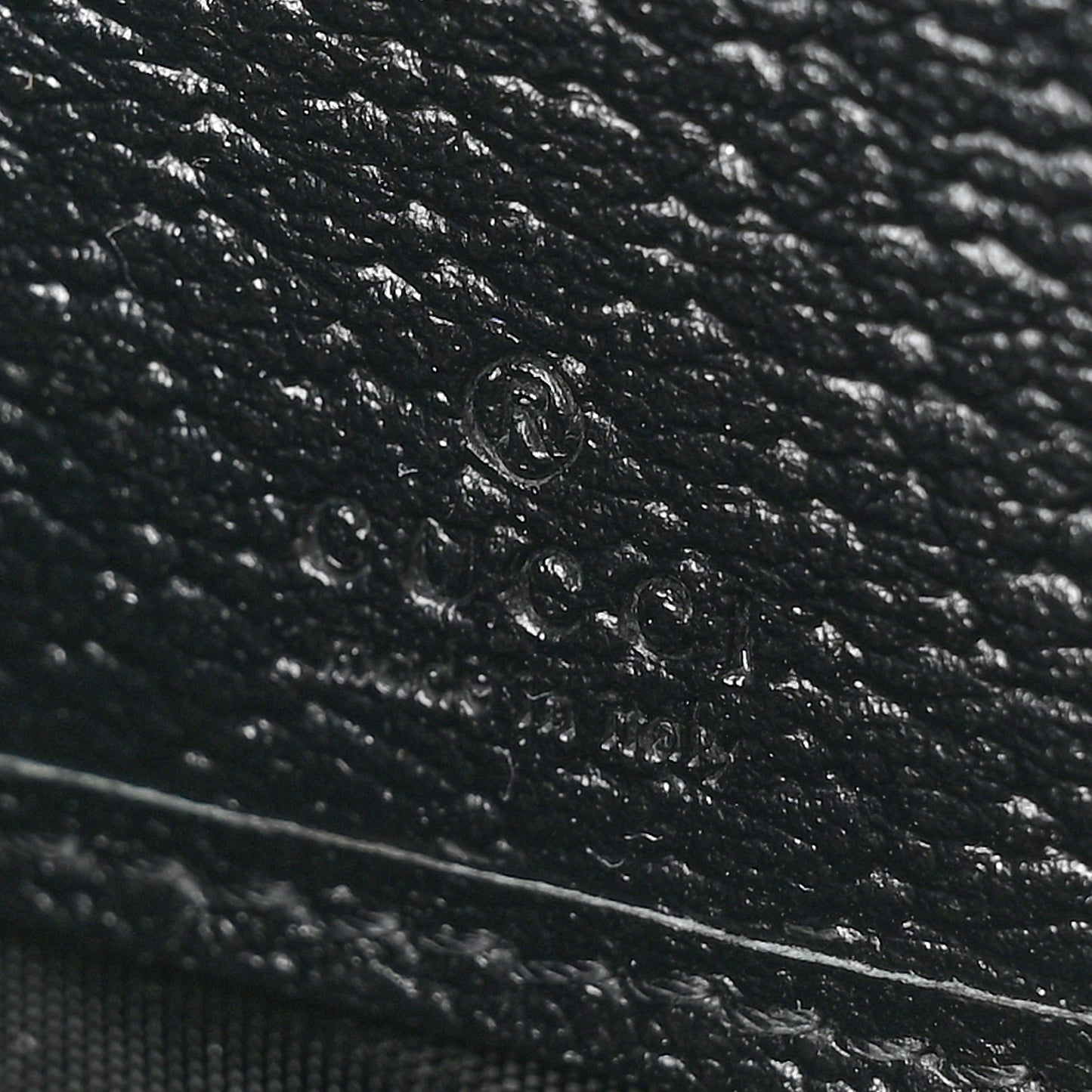 Dollar Calfskin Boar Effect GG Marmont Zip Around Wallet Black