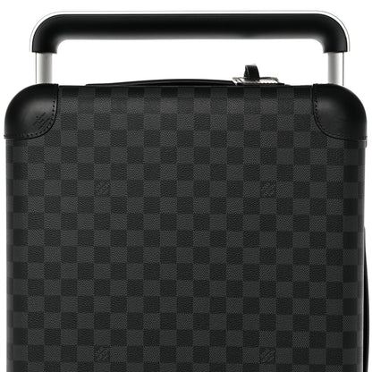 Louis Vuitton Damier Graphite Horizon 6 of 11
