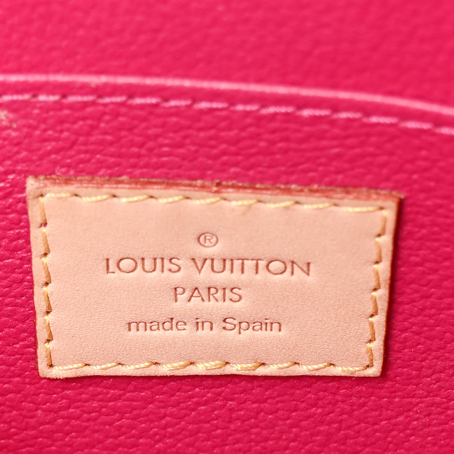 Louis Vuitton Vernis Ikat Cosmetic Pouch Rose Indien 6 of 6