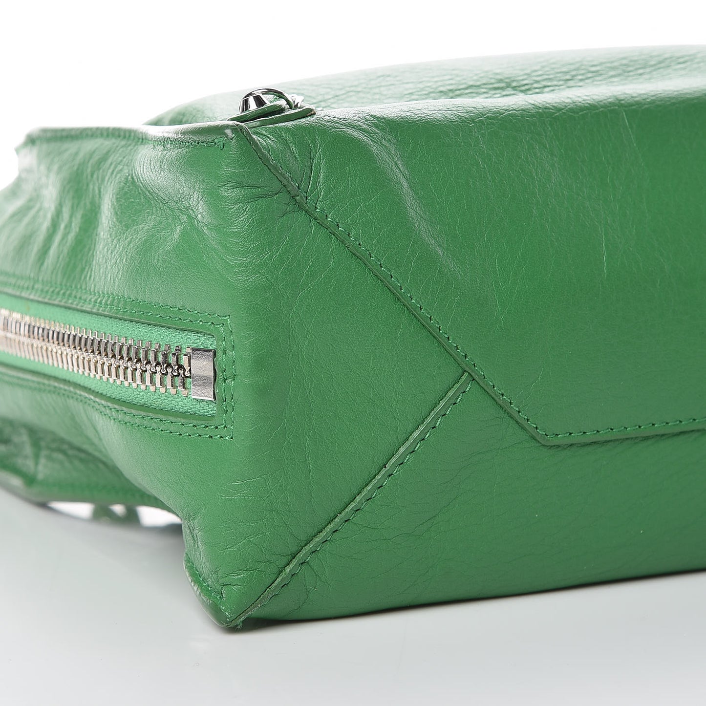 Veau Papier A6 Zip Around Tote Vert Trefle
