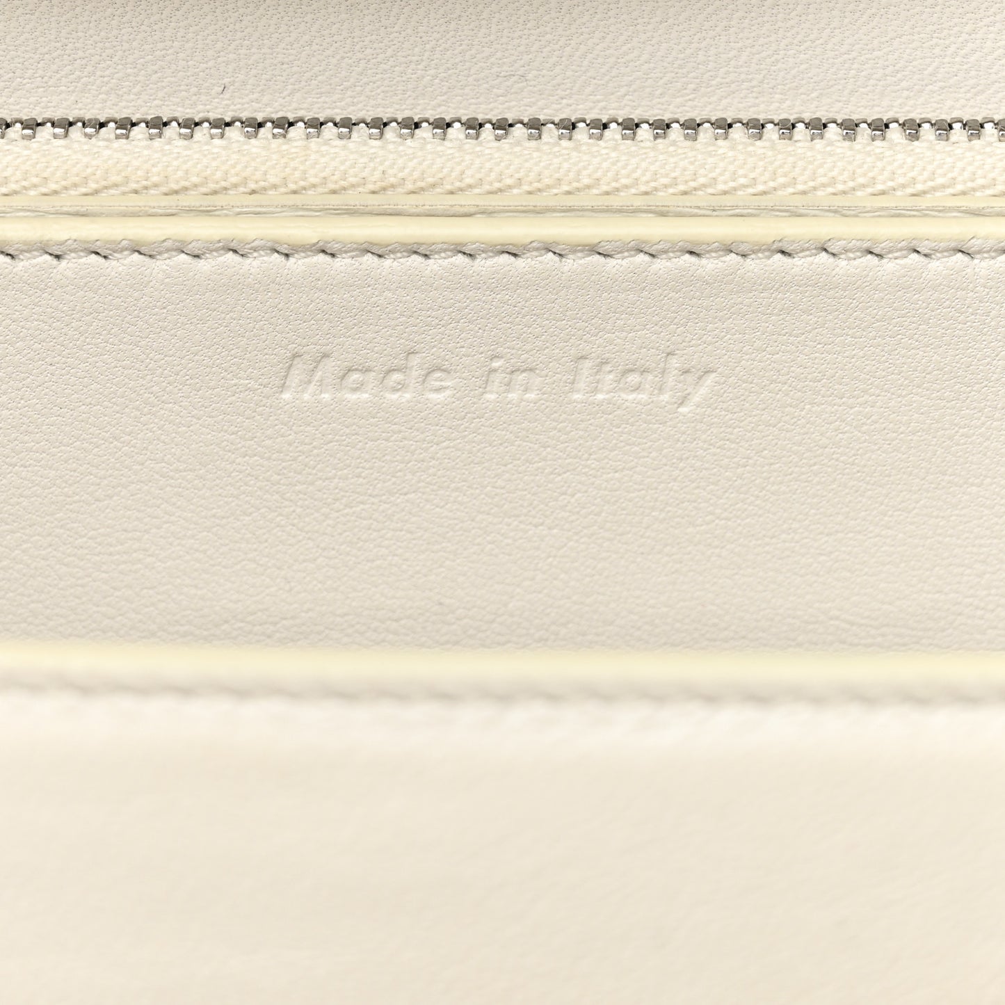 Liege Calfskin Medium Classic Box Flap Bag White White