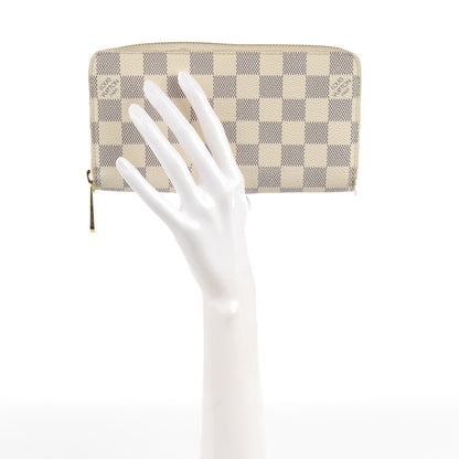 Louis Vuitton Damier Azur Zippy Wallet 2 of 11