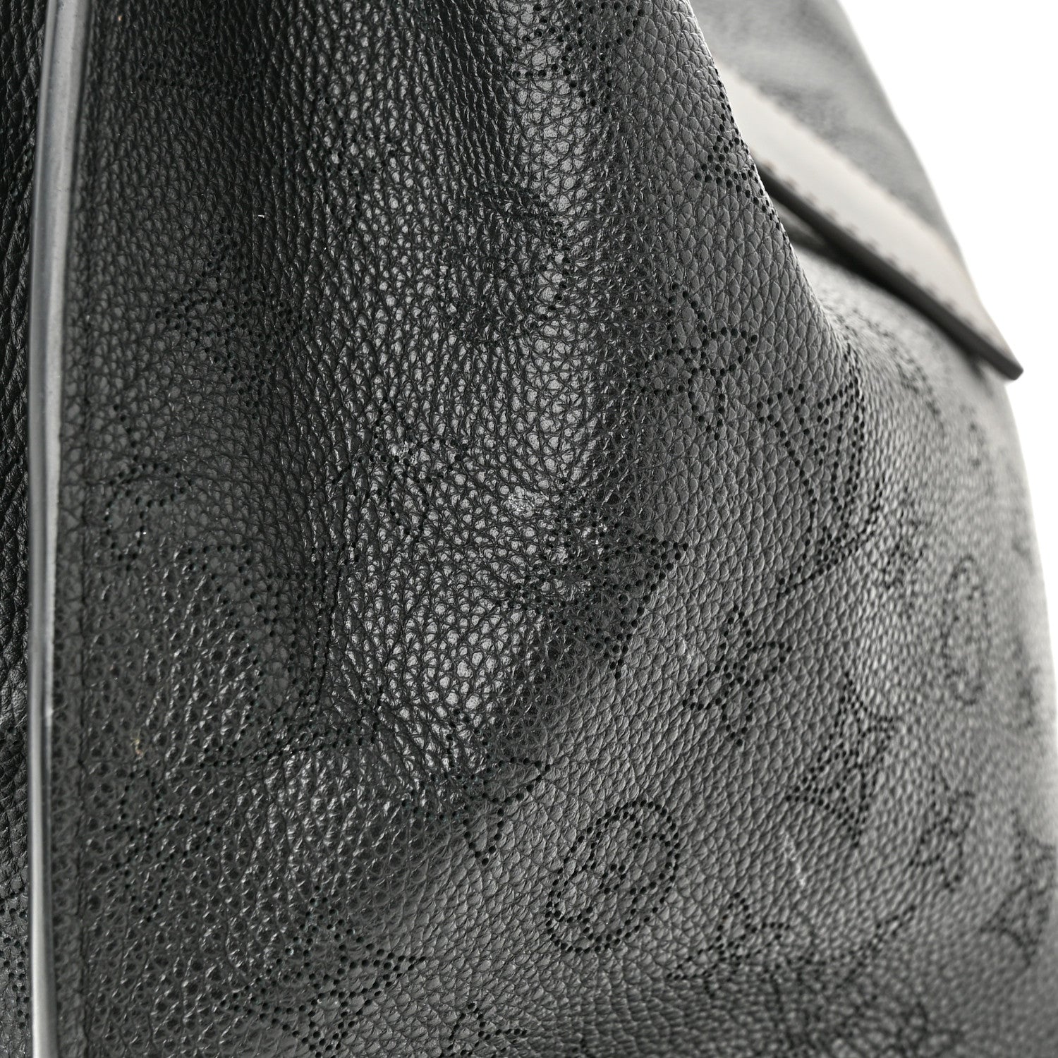 Louis Vuitton Mahina Carmel Hobo Black 13 of 15