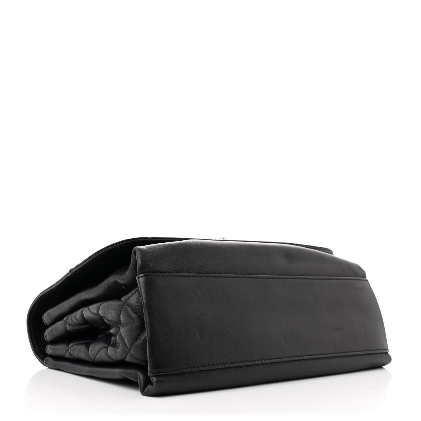Calfskin Jumbo Tramezzo Flap Black