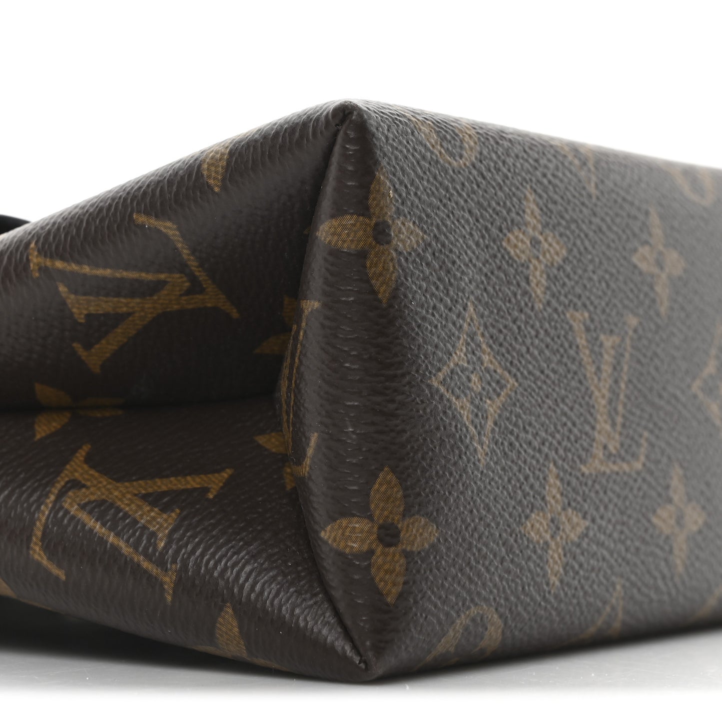 Monogram Locky BB Black