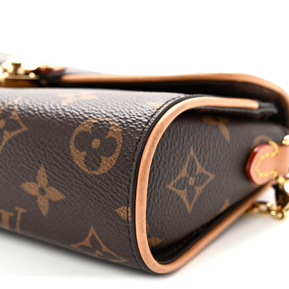 Louis Vuitton Monogram Pochette Camille 9 of 10