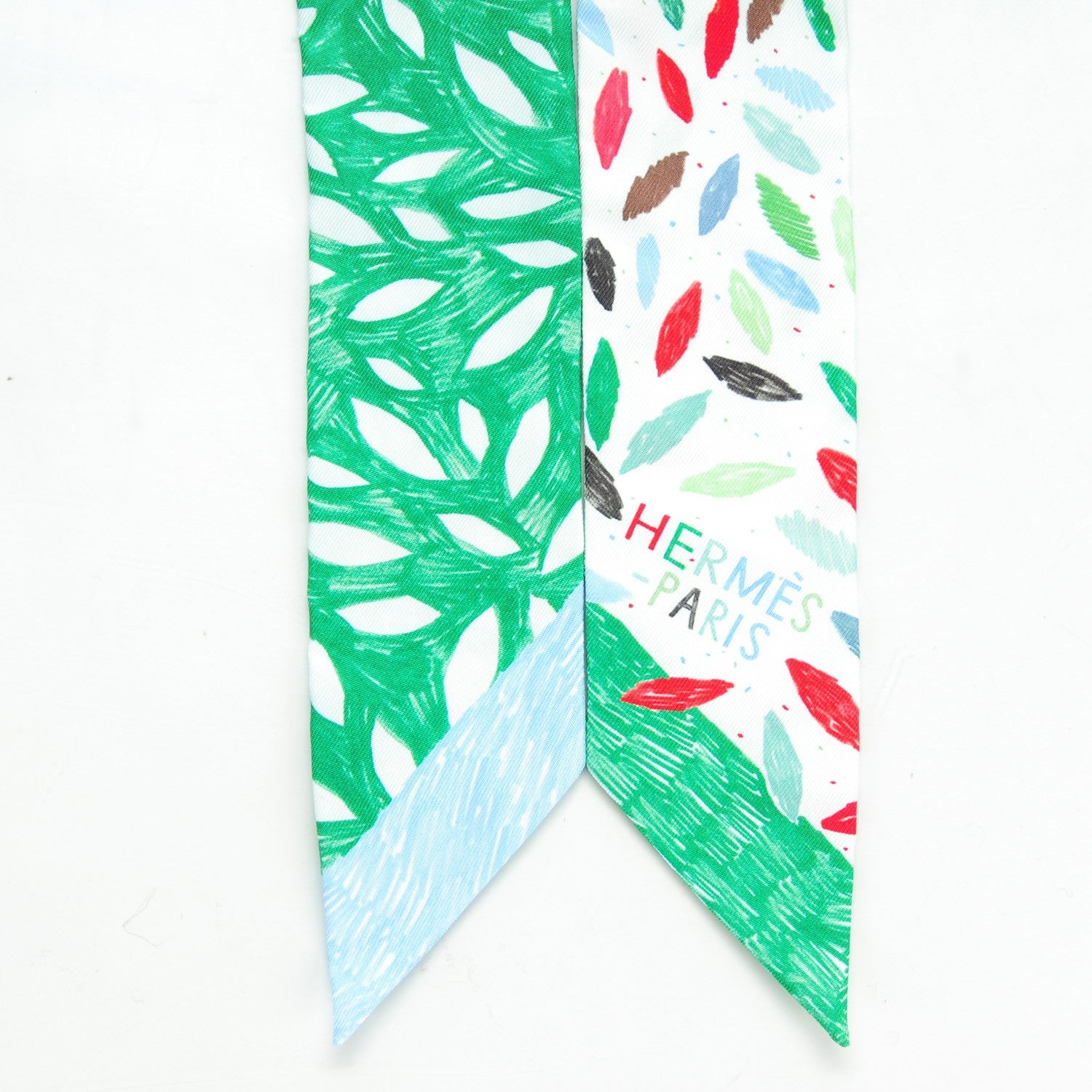 Hermes Silk Chacun Fait Son Nid Twilly Ciel Vert Rouge 4 of 6