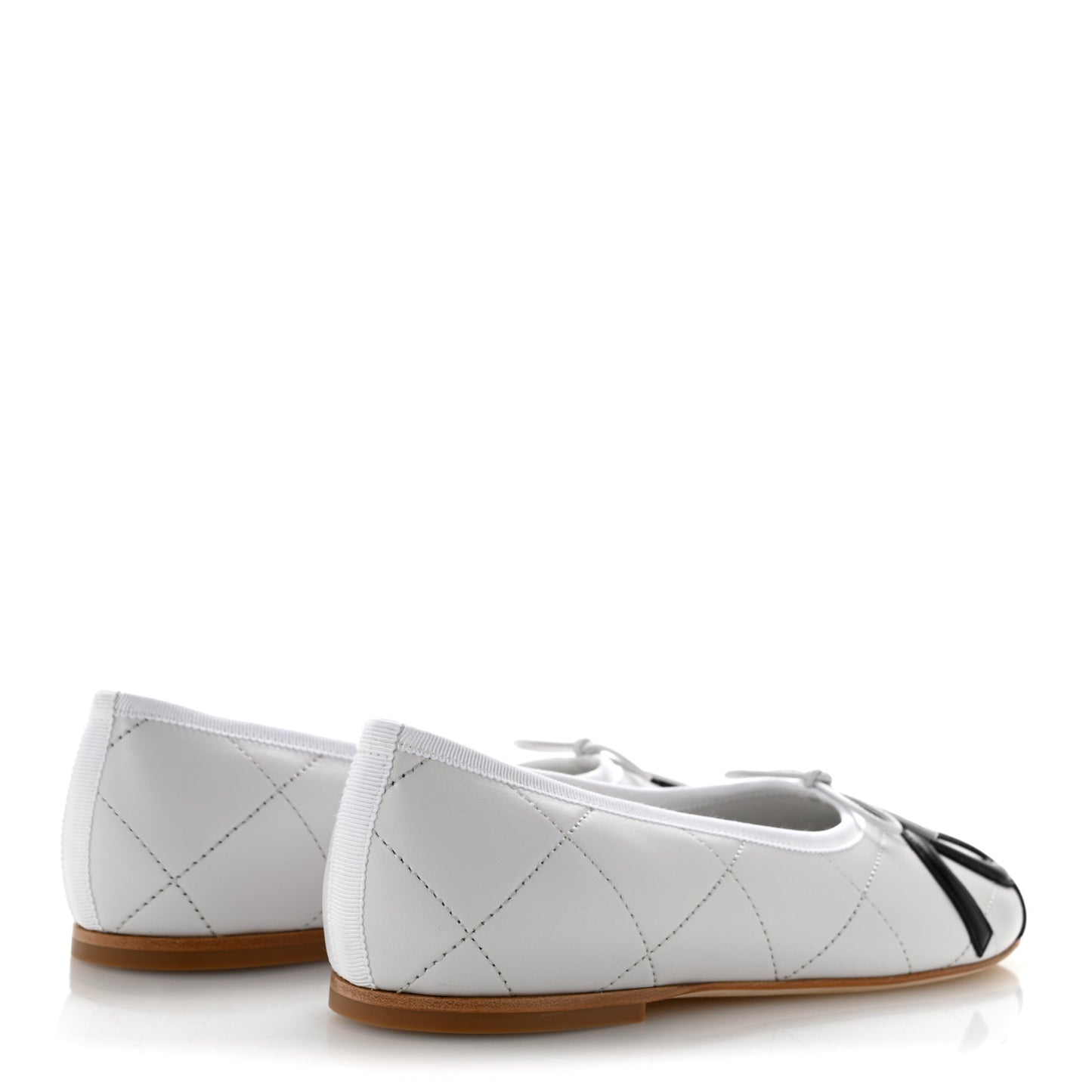 Lambskin Quilted CC Cambon Ballet Flats 39 White Black