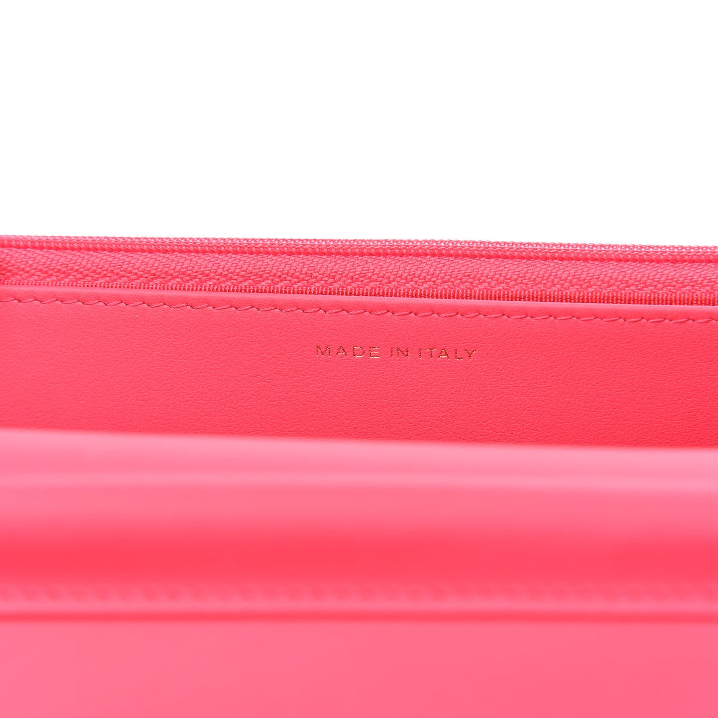 Patent Calfskin Quilted Wallet On Chain WOC Pink