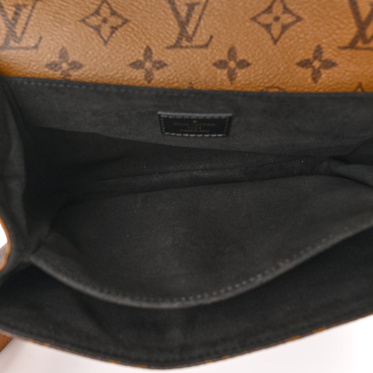Reverse Monogram Pochette Metis