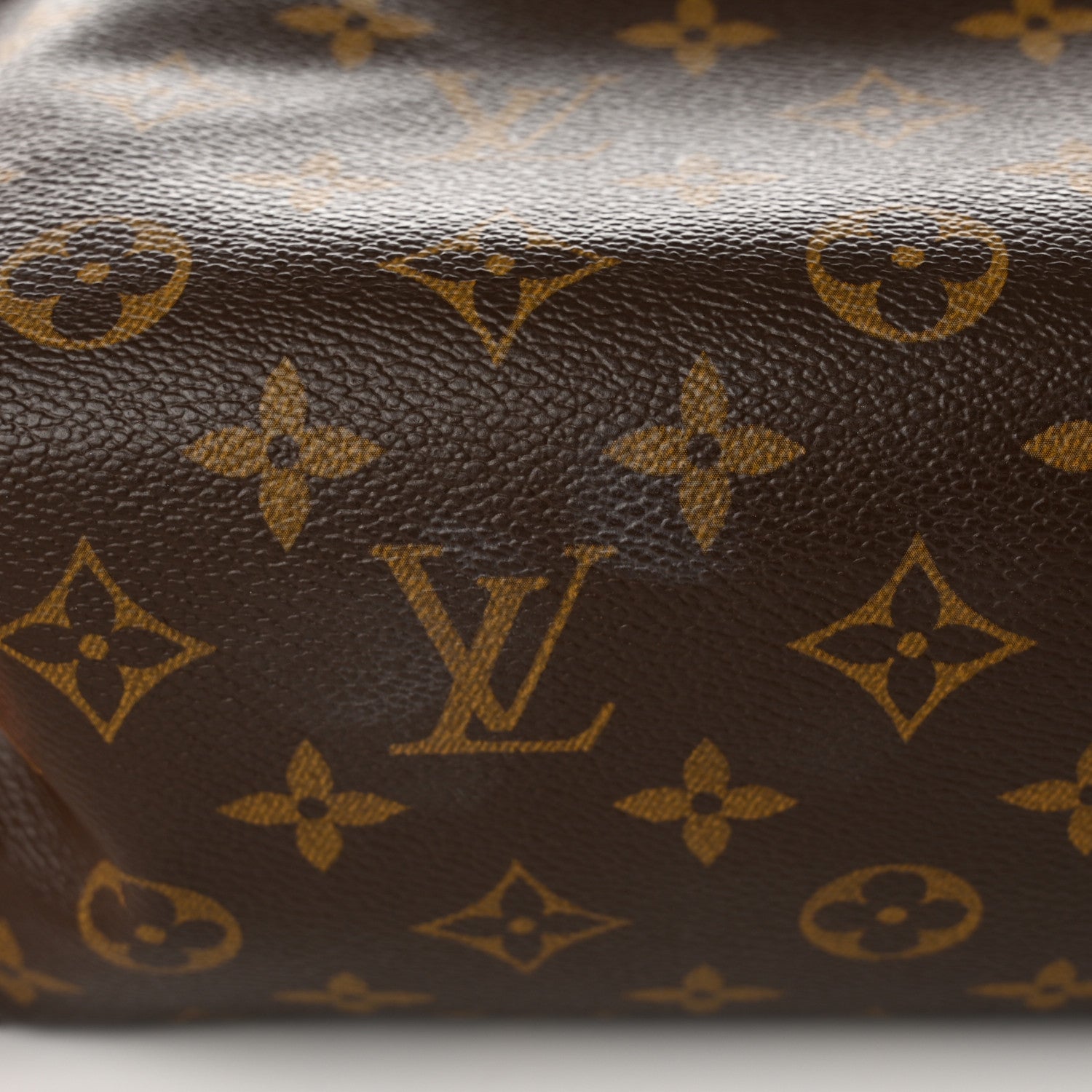 Louis Vuitton Monogram Shoe Care Kit 15 of 16