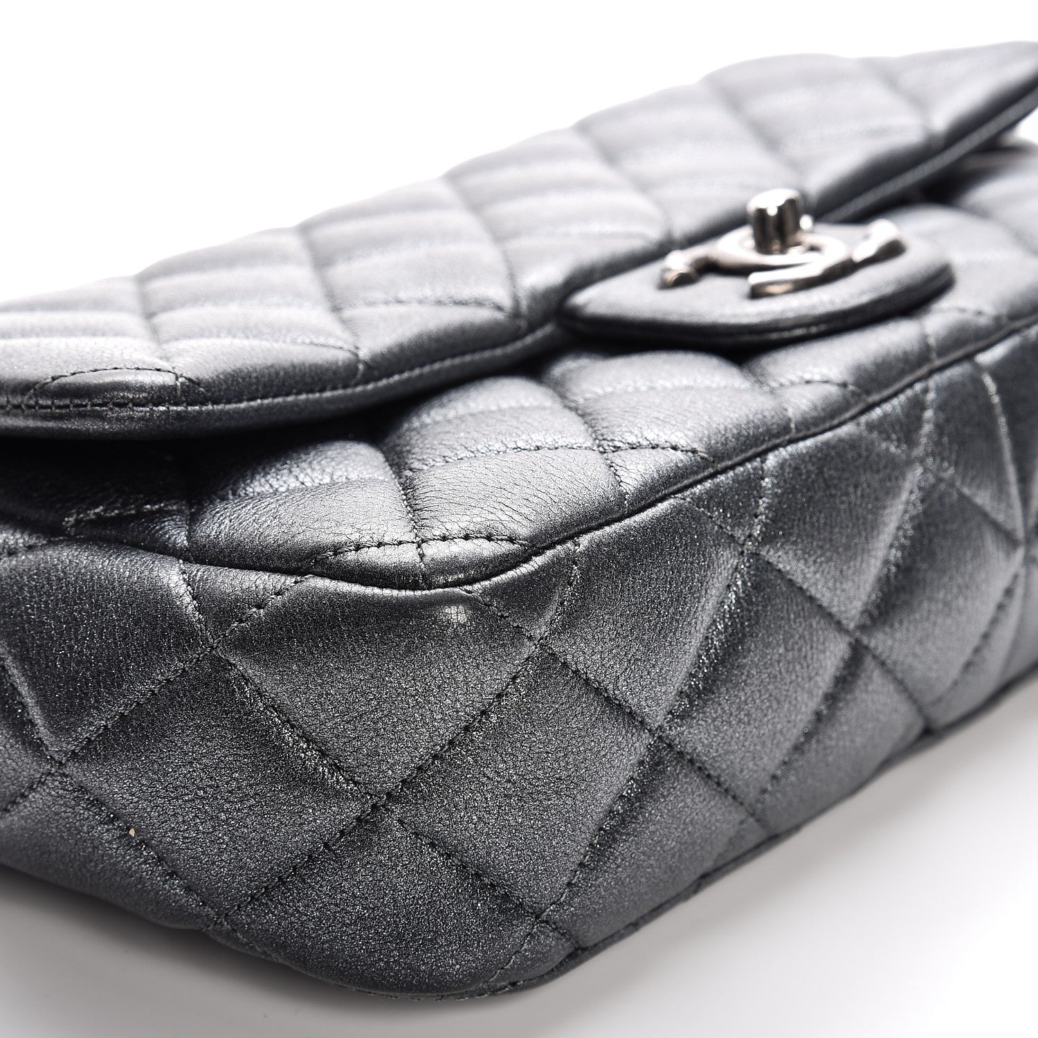 Chanel Metallic Calfskin Quilted Medium CC Eyelet Flap Dark Silver 9 of 13