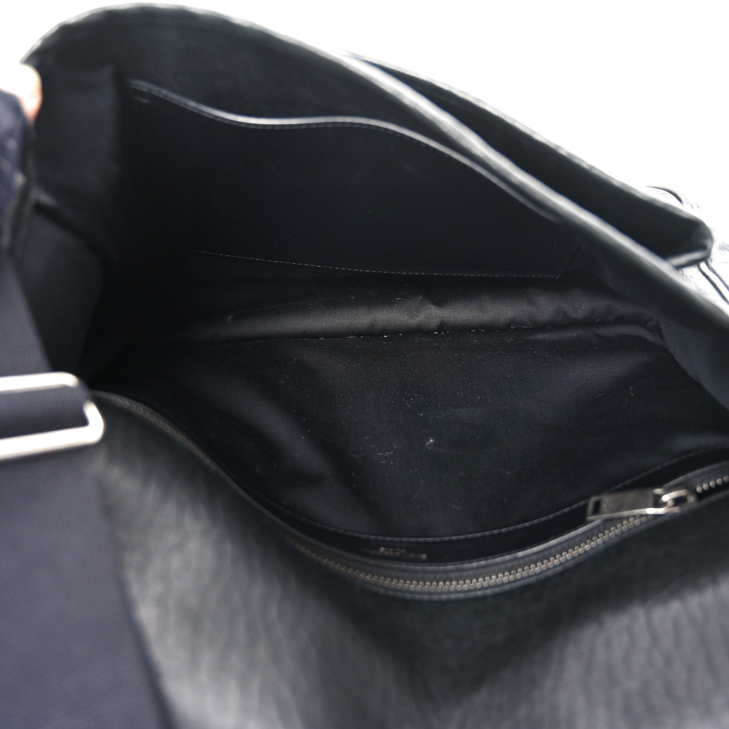 Saint Laurent Grained Calfskin Niki Messenger Black 5 of 10