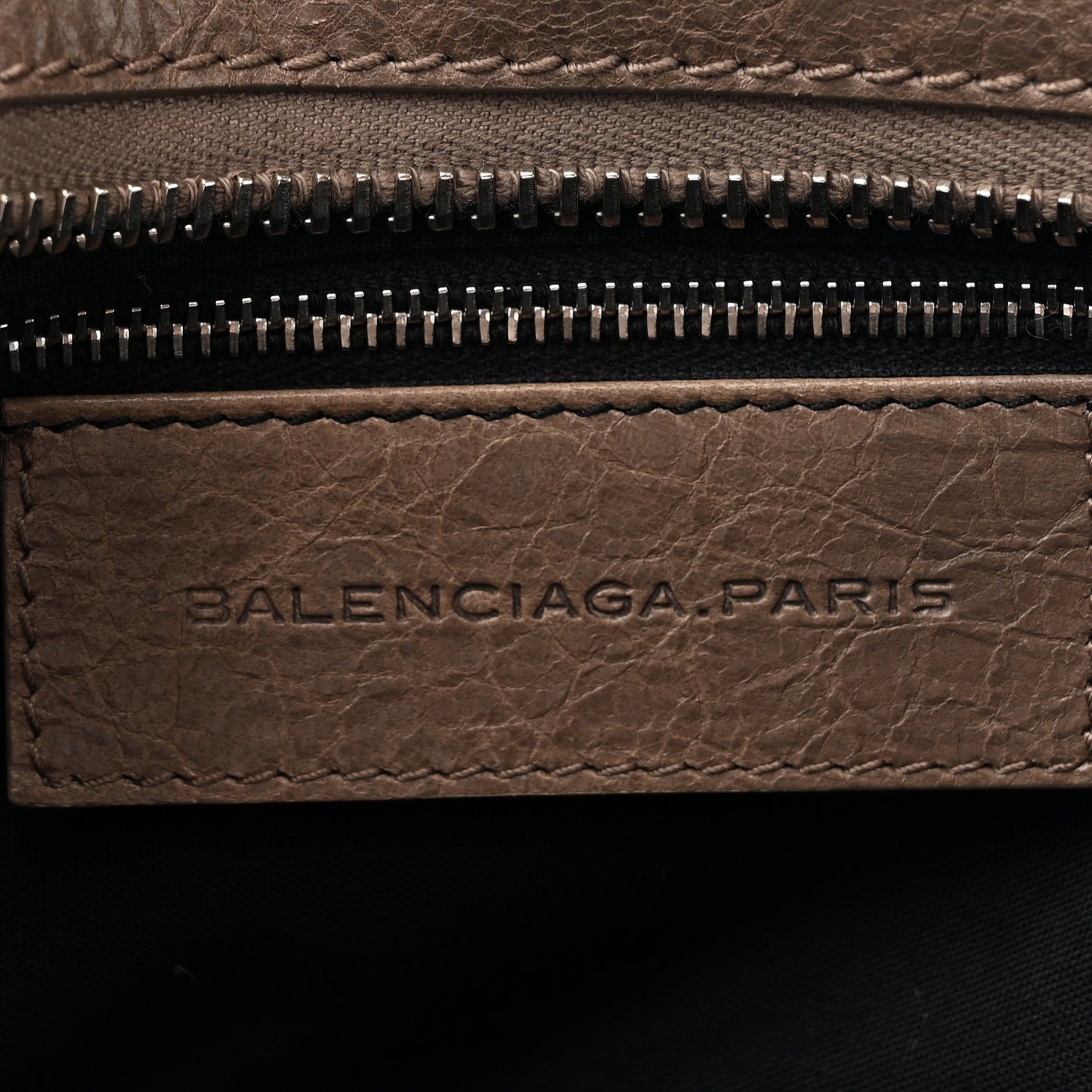 Agneau Giant 12 Silver Hardware Work Gris Poivre