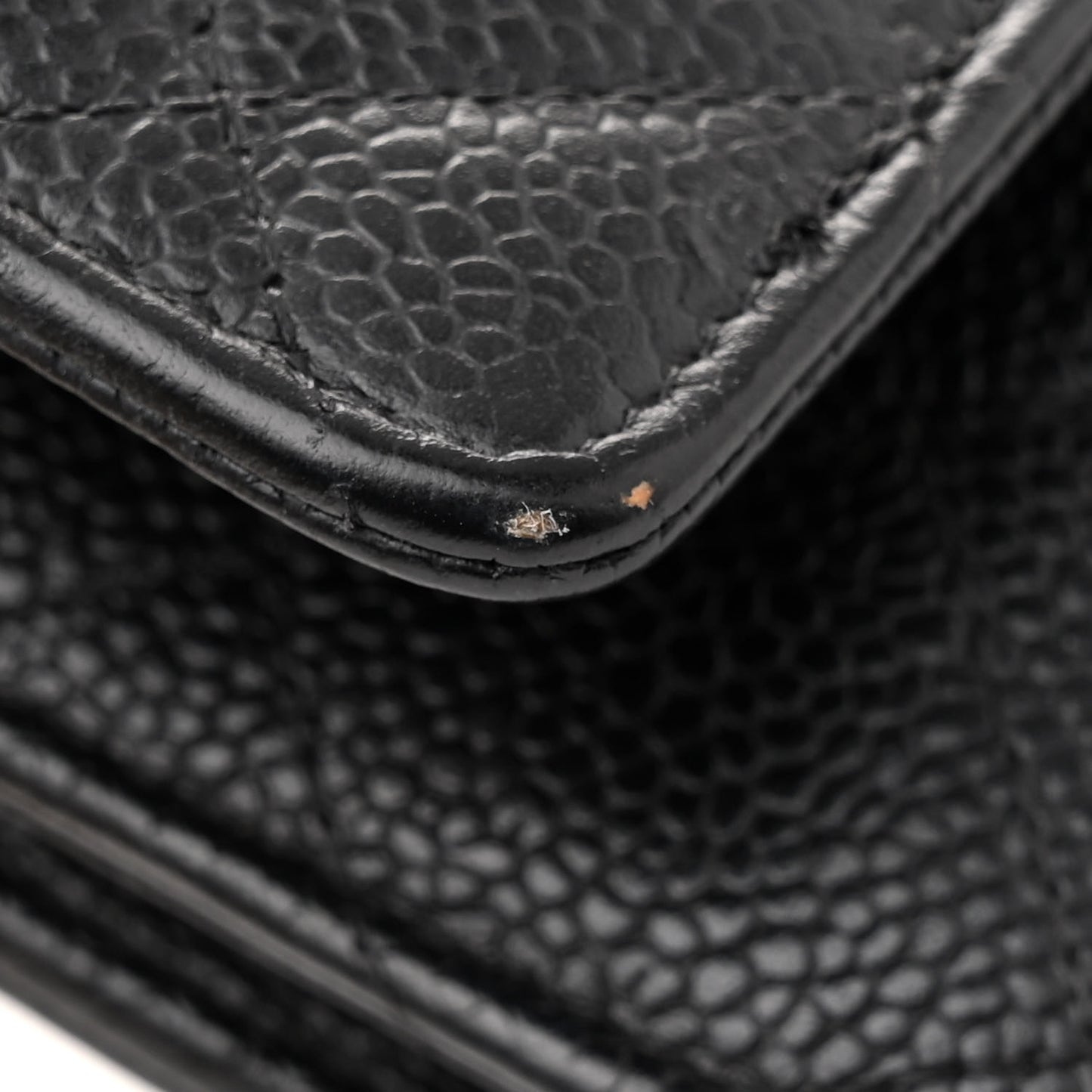 Caviar Quilted Wallet on Chain WOC Black
