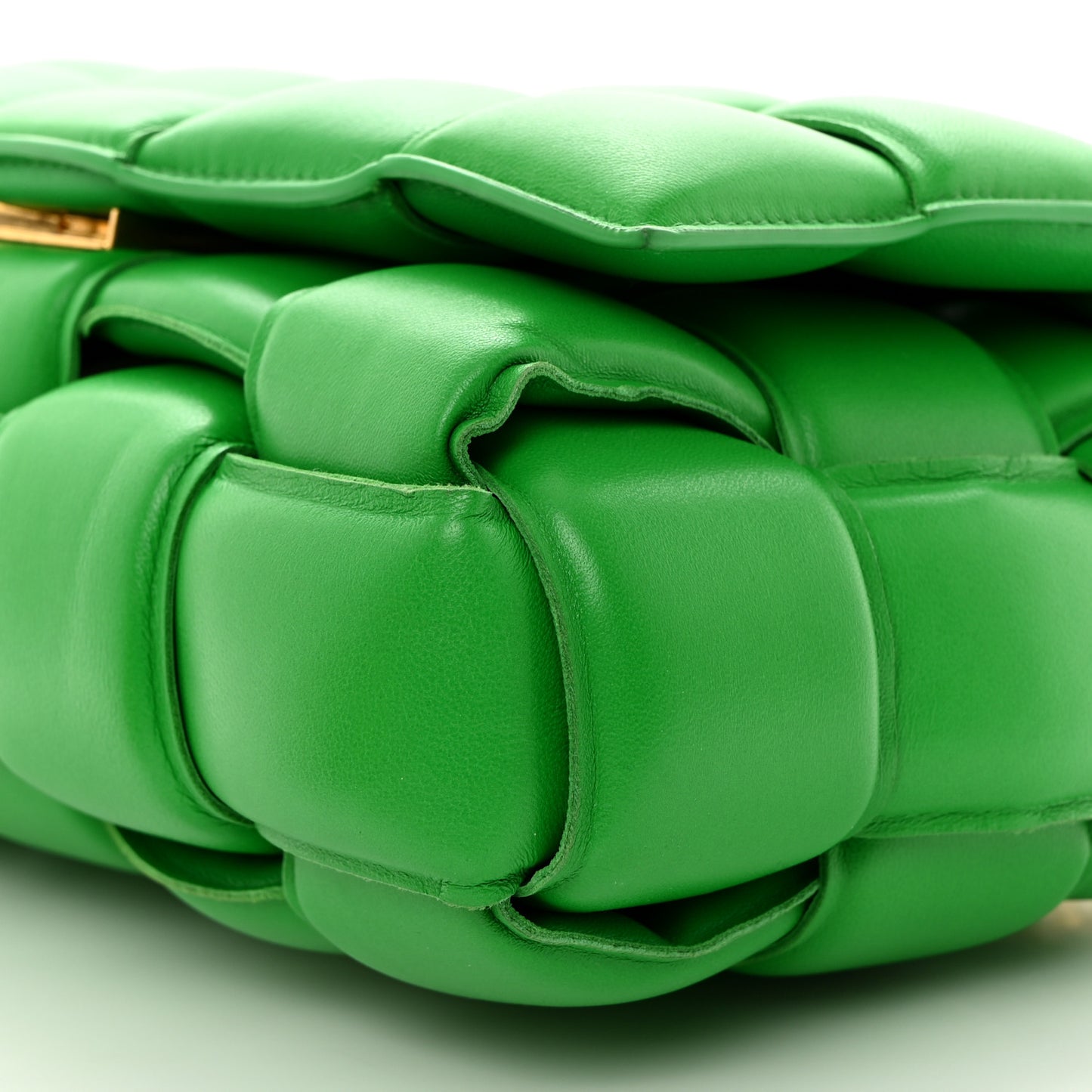 Lambskin Maxi Intreccio Padded Chain Cassette Crossbody Bag Parakeet
