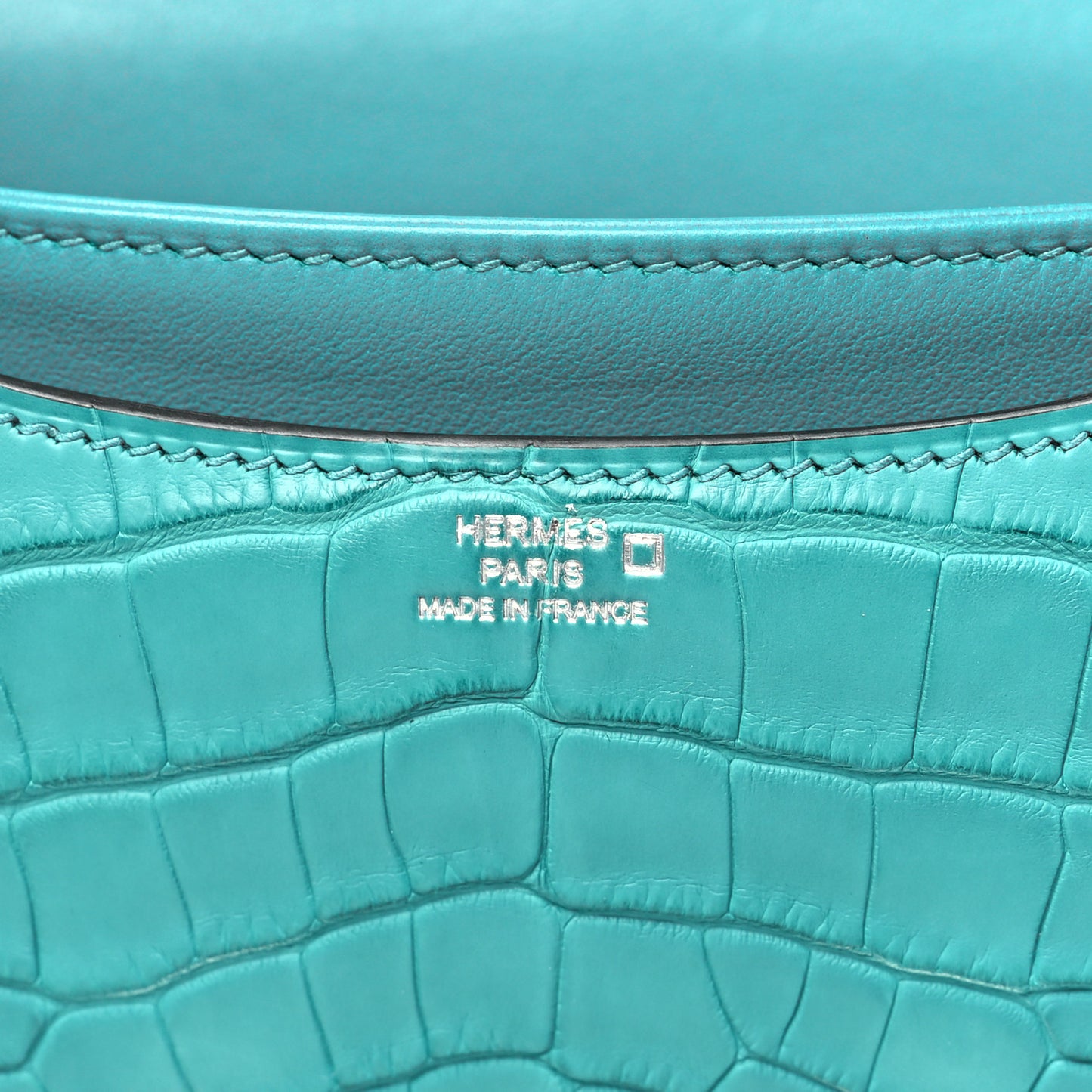 Matte Alligator Constance 18 Bleu Paon