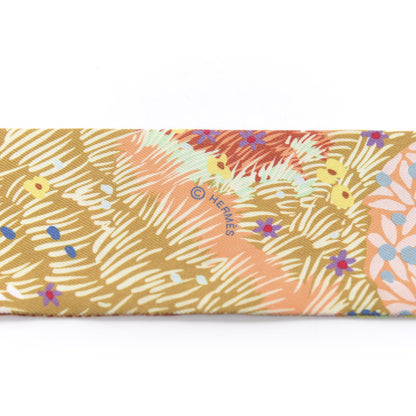 Hermes Silk Dans Un Jardin Anglais Twilly Vert D'Eau Saumon Bleu 3 of 3