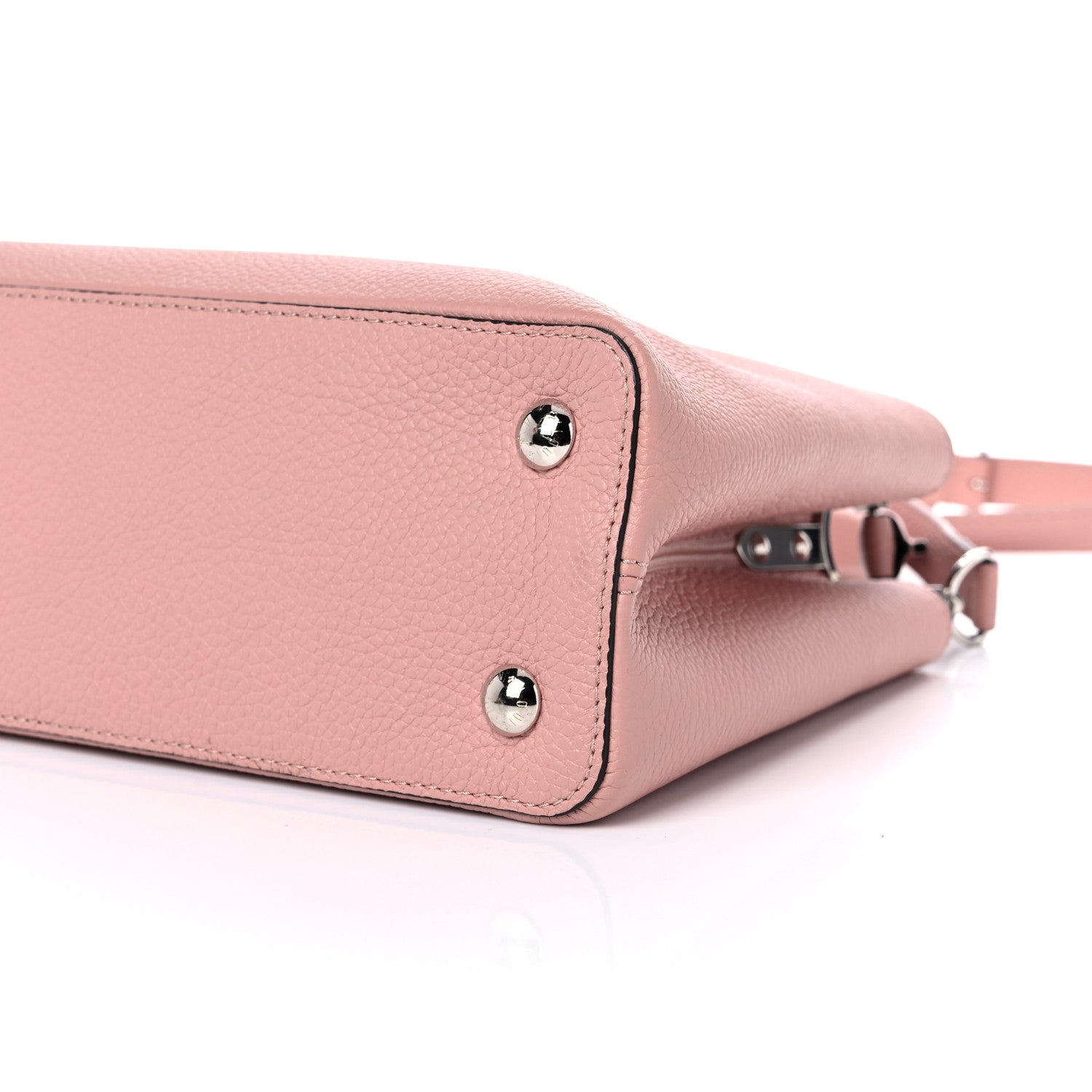 Louis Vuitton Taurillon Capucines PM Magnolia 8 of 8