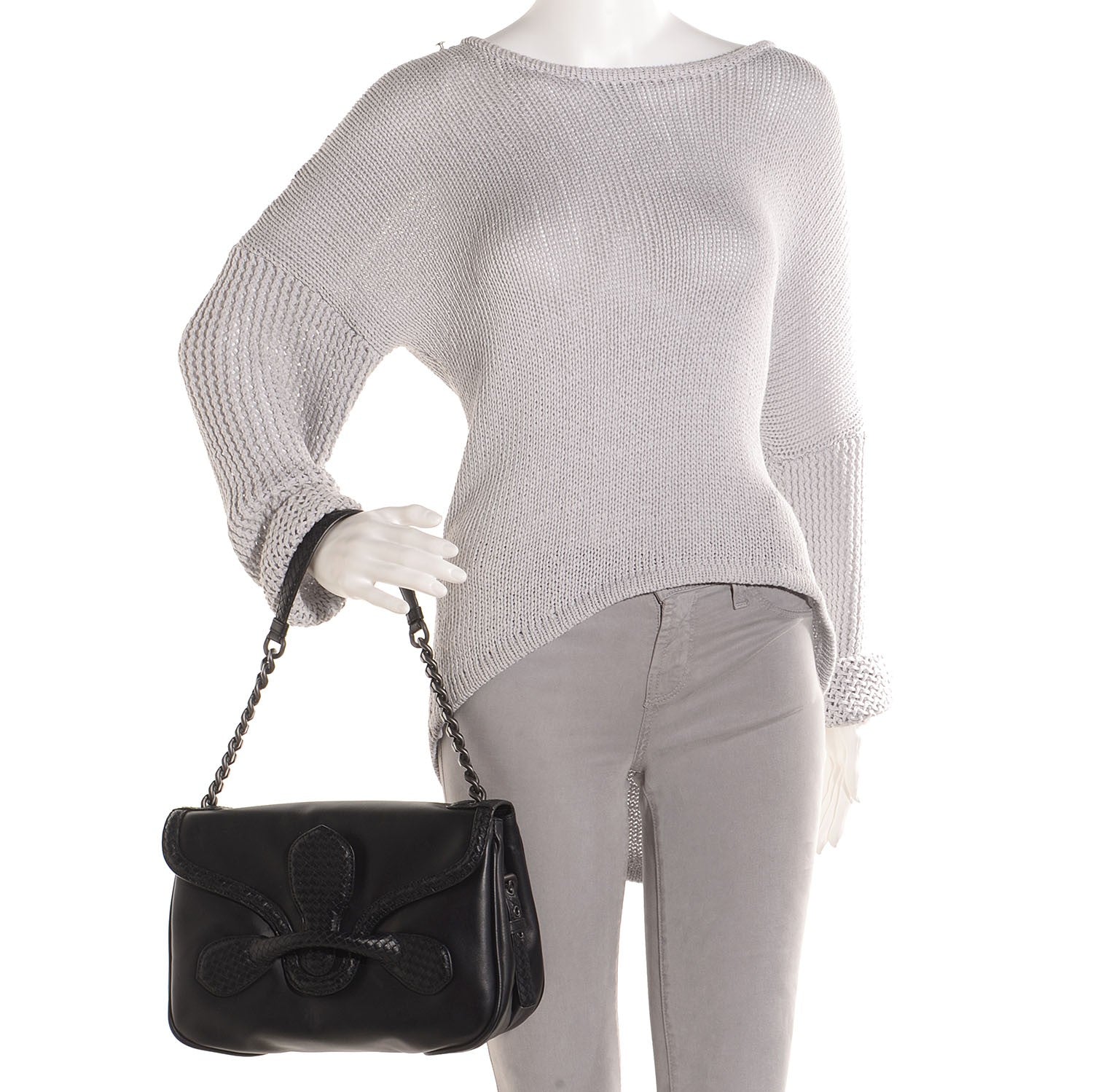 Bottega Veneta New Calf Micro Intreccio Riatto Bag Nero Black 2 of 8