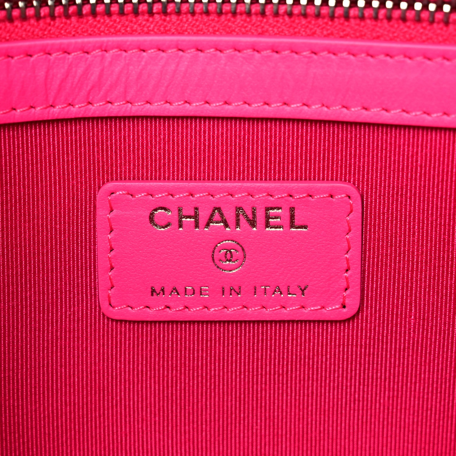 Chanel Goatskin Quilted Medium 2.55 Reissue Cosmetic Case Fluorescent Pink 6 of 10