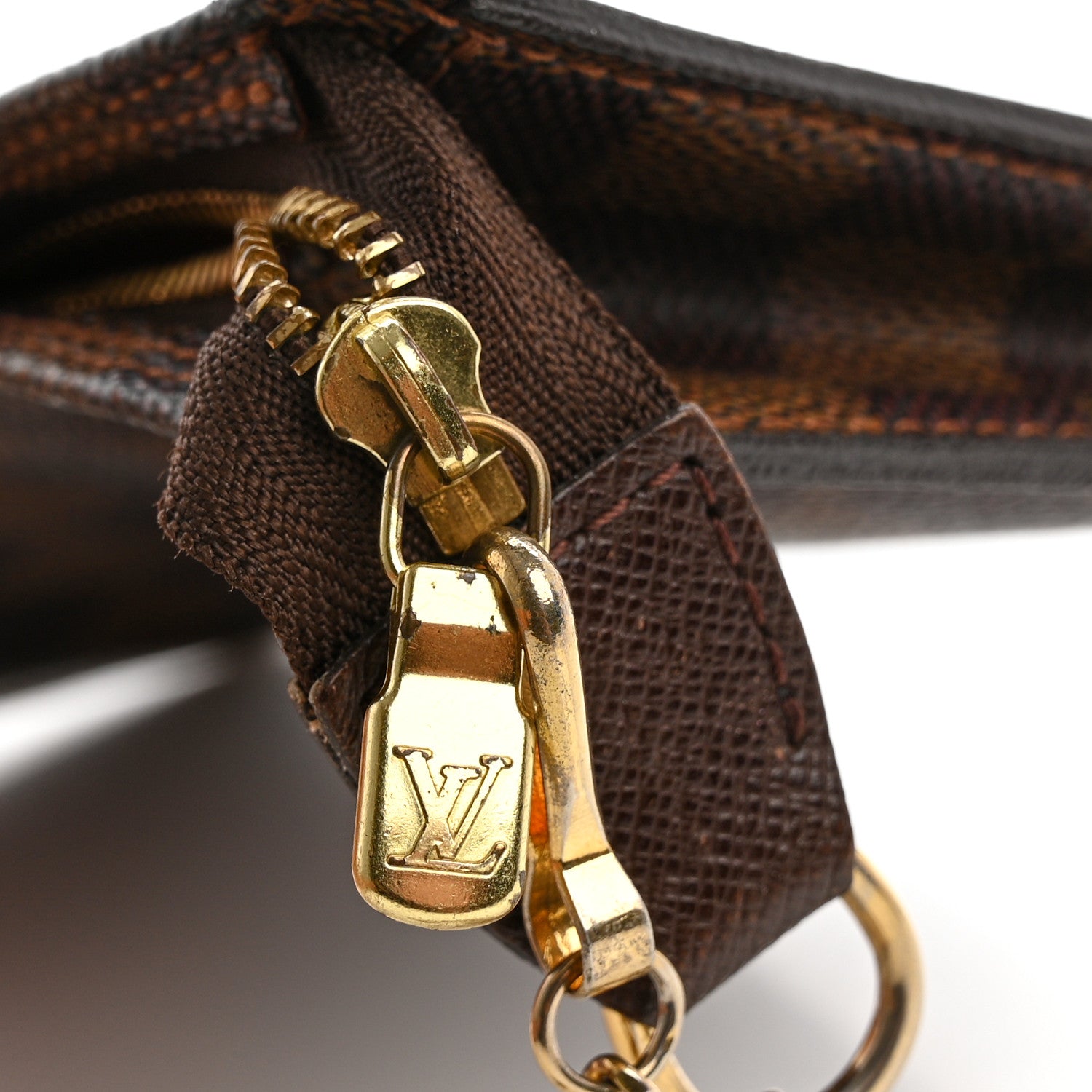 Louis Vuitton Damier Ebene Marais Bucket Pouch 9 of 11