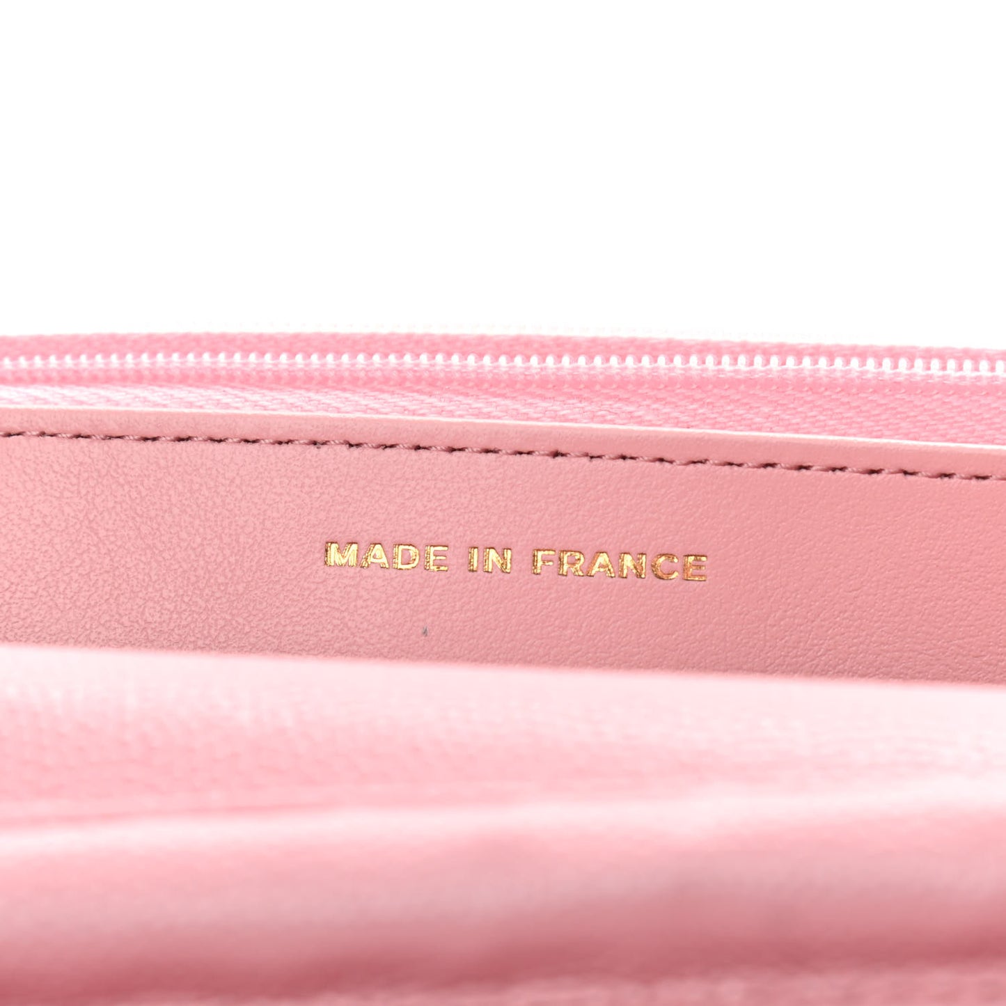 Caviar Quilted Wallet on Chain WOC Pink