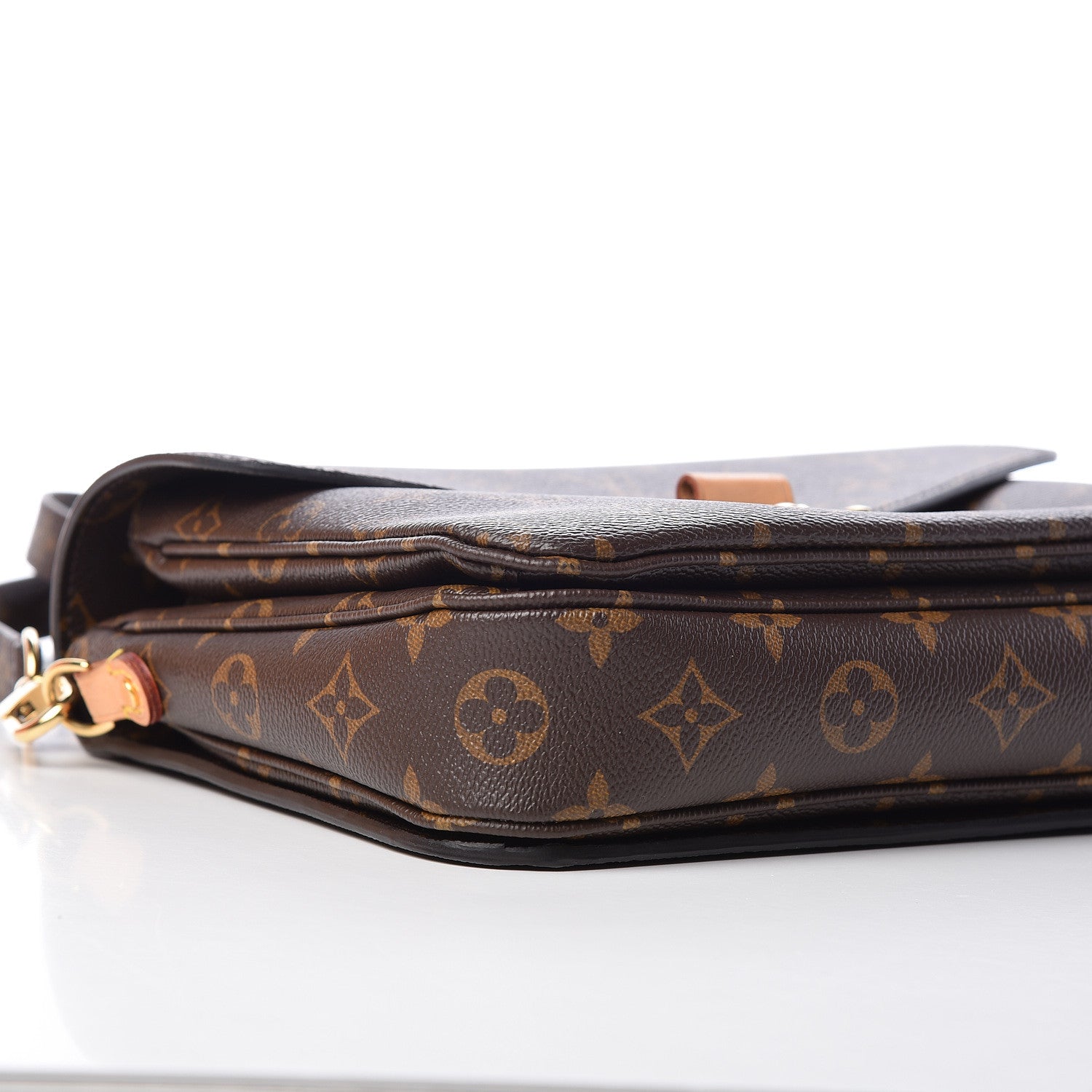 Louis Vuitton Monogram Pochette Metis 8 of 10