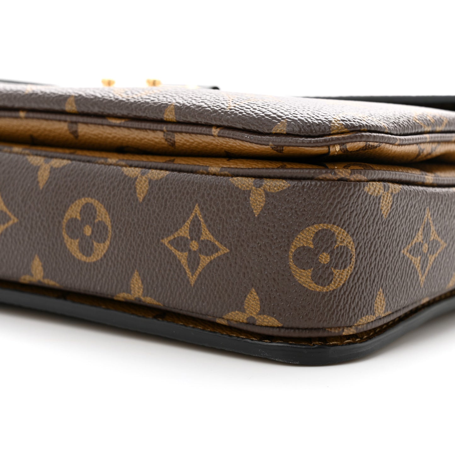 Reverse Monogram Pochette Metis