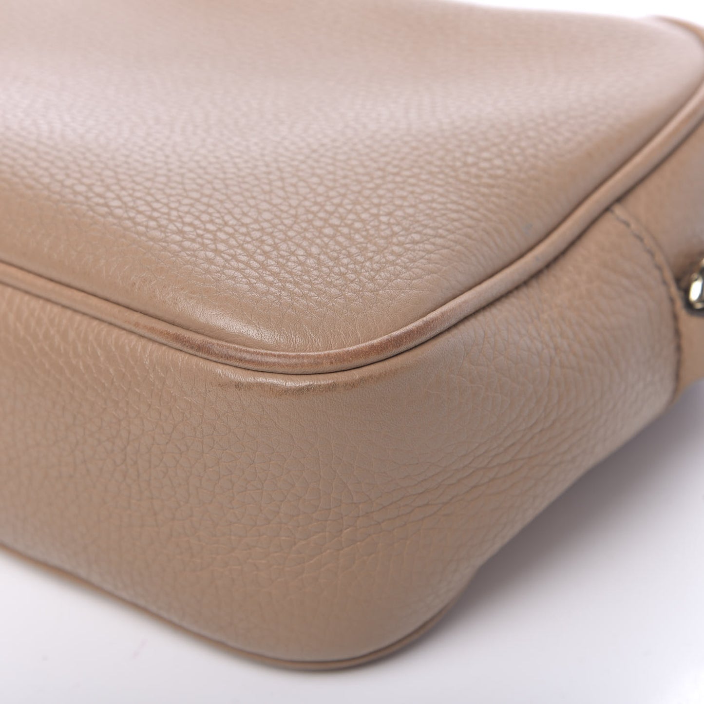 Pebbled Calfskin Small Soho Disco Bag Camelia