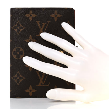 Louis Vuitton Monogram Small Ring Agenda Cover 2 of 7