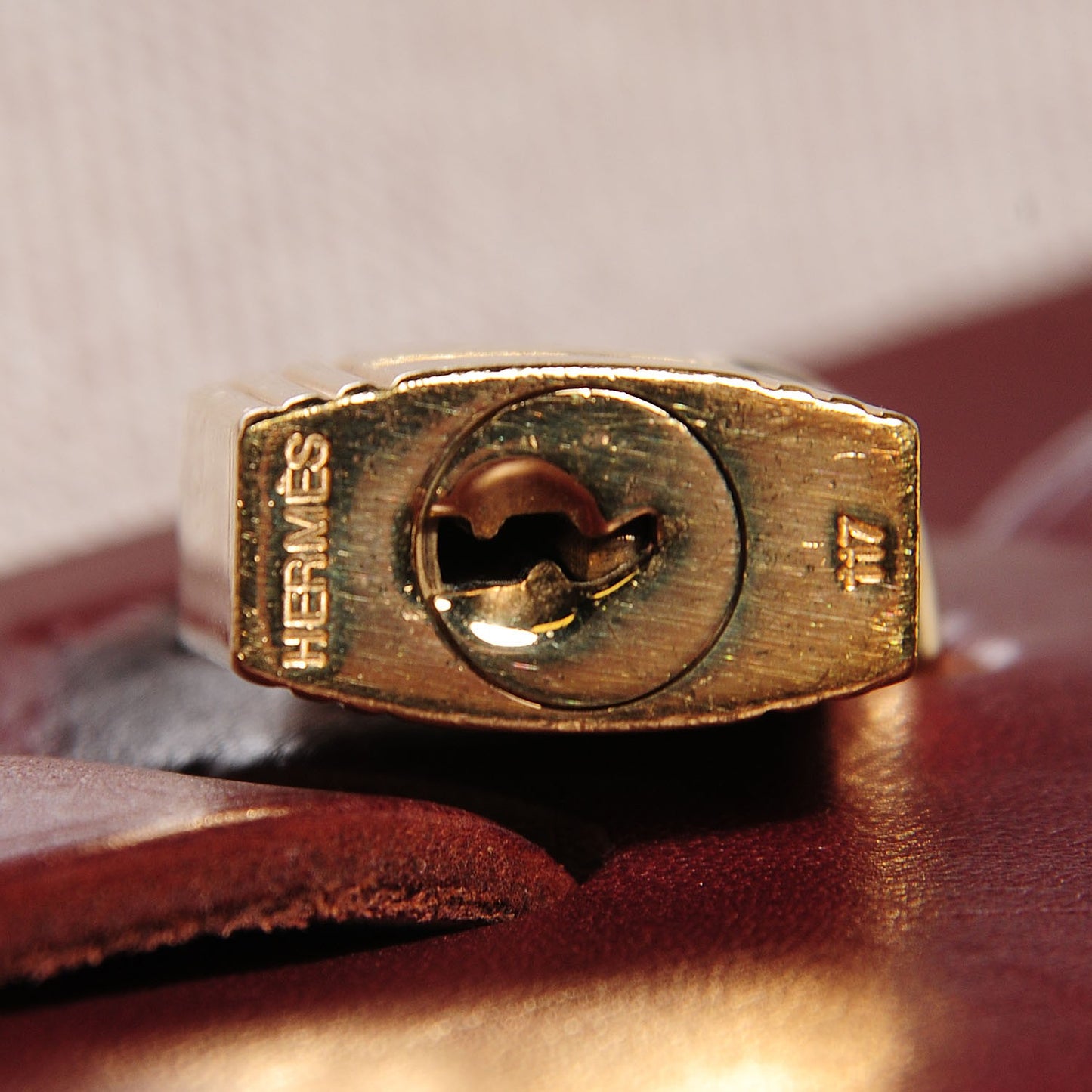 Vache Hunter Calfskin Toile Herbag 30 PM Havane