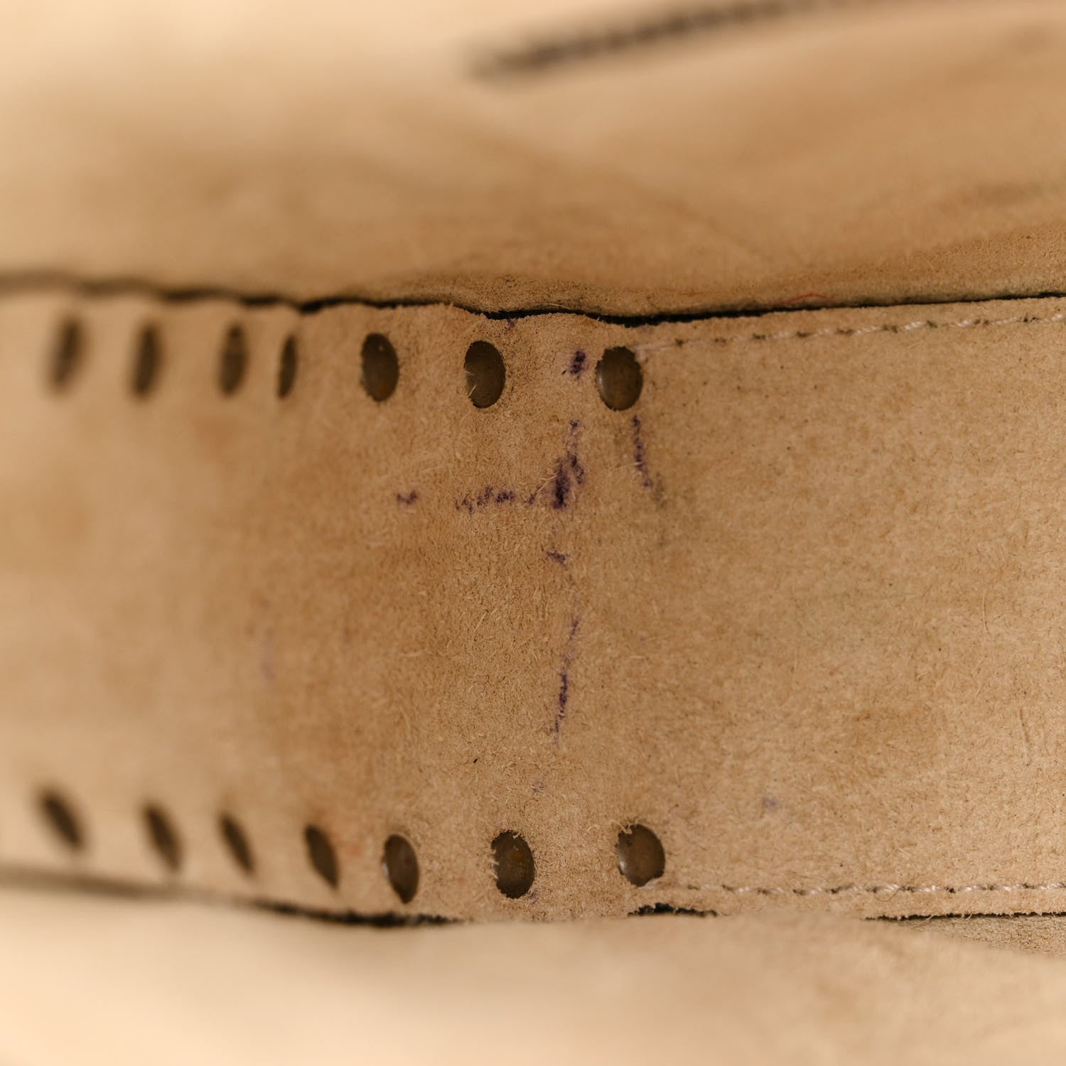 Valentino Garavani Pebbled Calfskin Onyx Medium Guitar Strap Rockstud Rolling Flap Saddle Bag Ivory 8 of 20