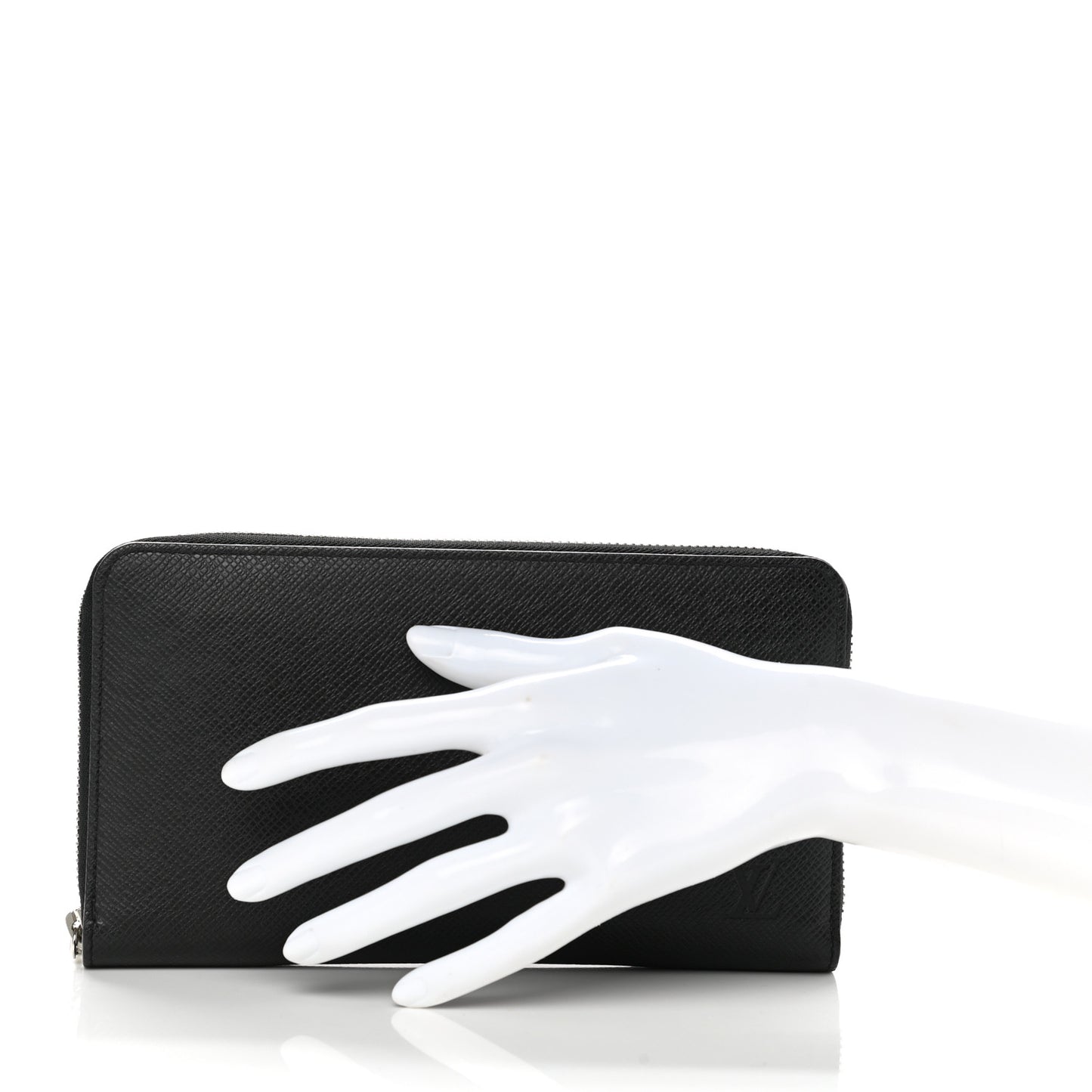 Taiga Zippy Organizer Wallet Black