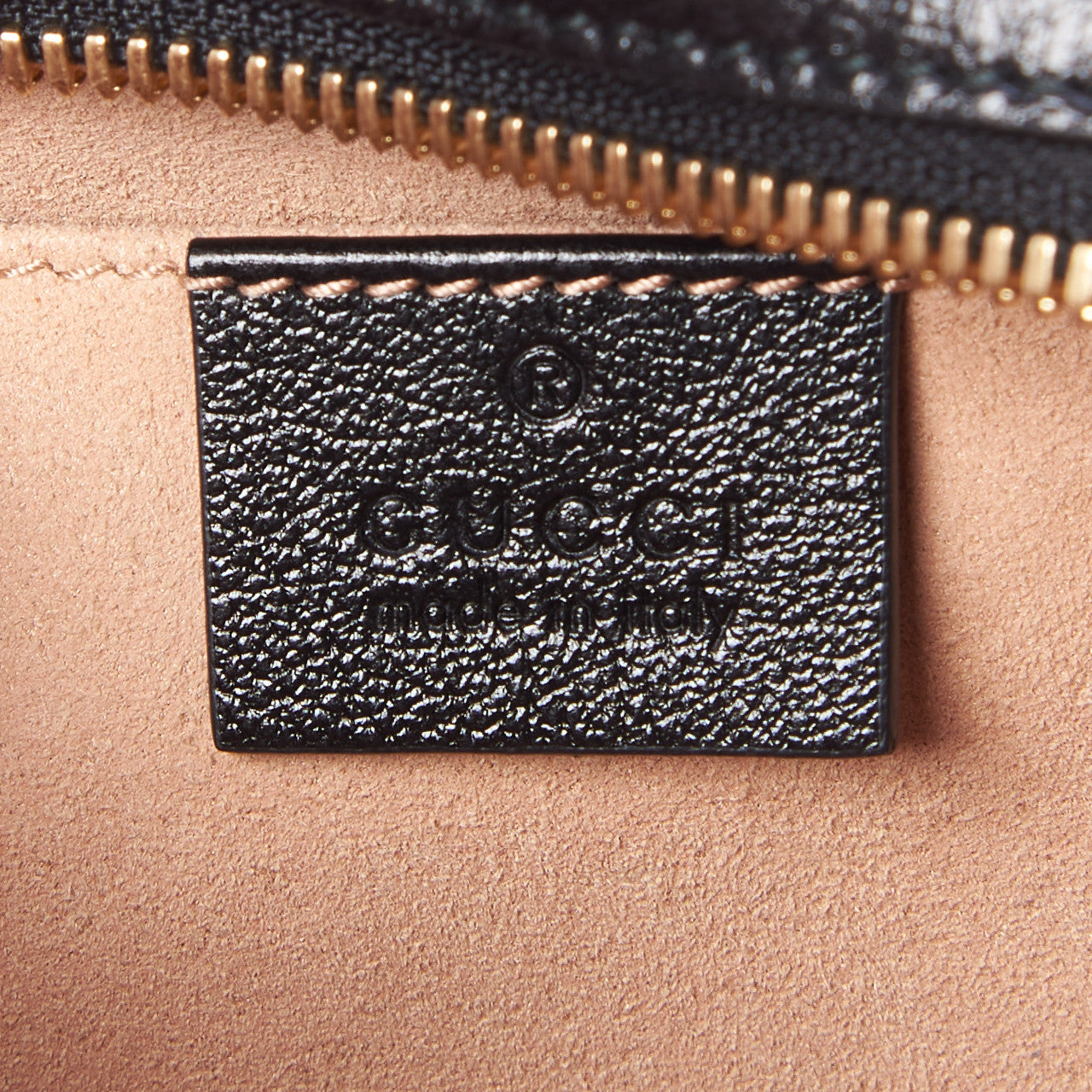 Monogram Matelasse Diagonal Small GG Marmont Chain Shoulder Bag Beige Black