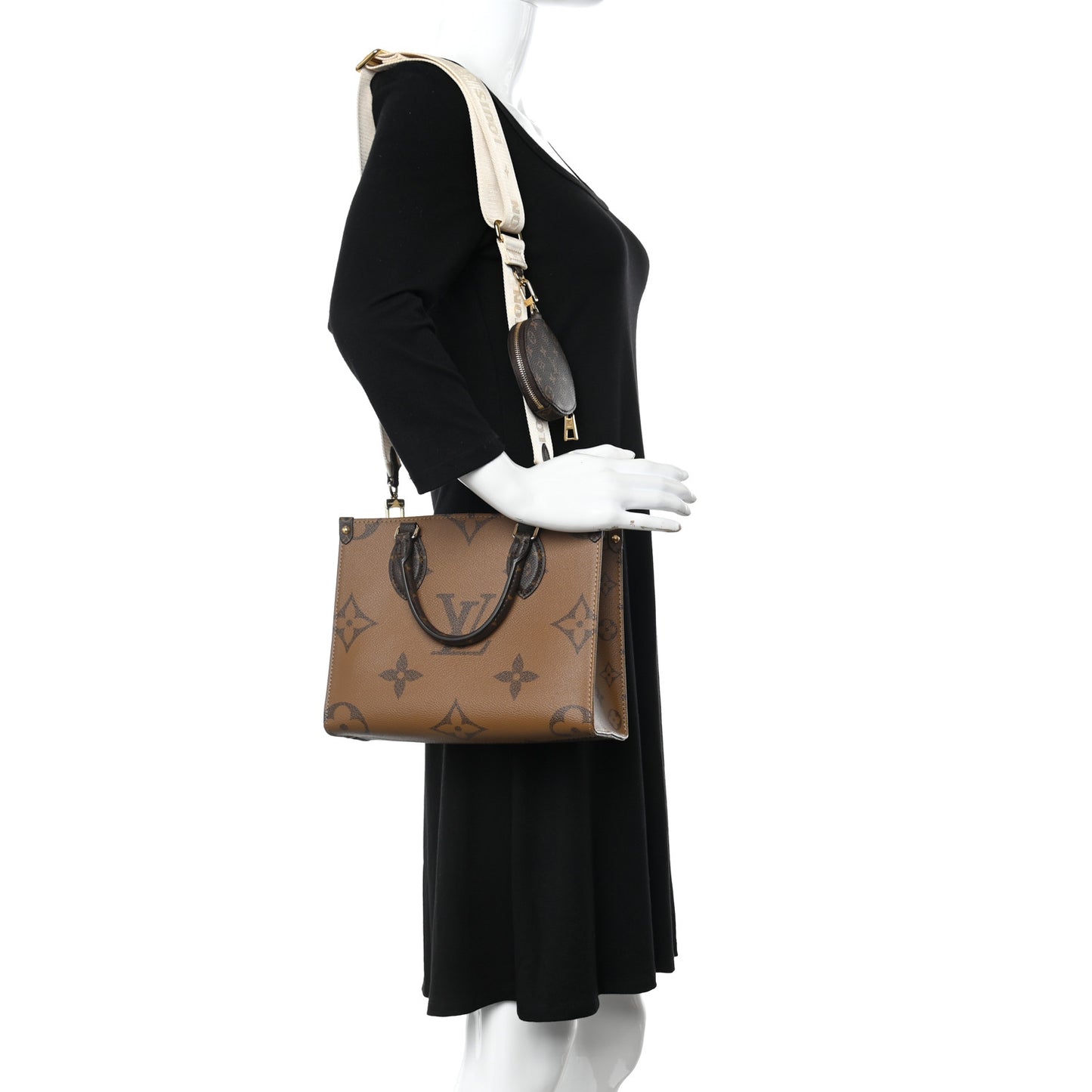 Reverse Monogram Giant Onthego PM