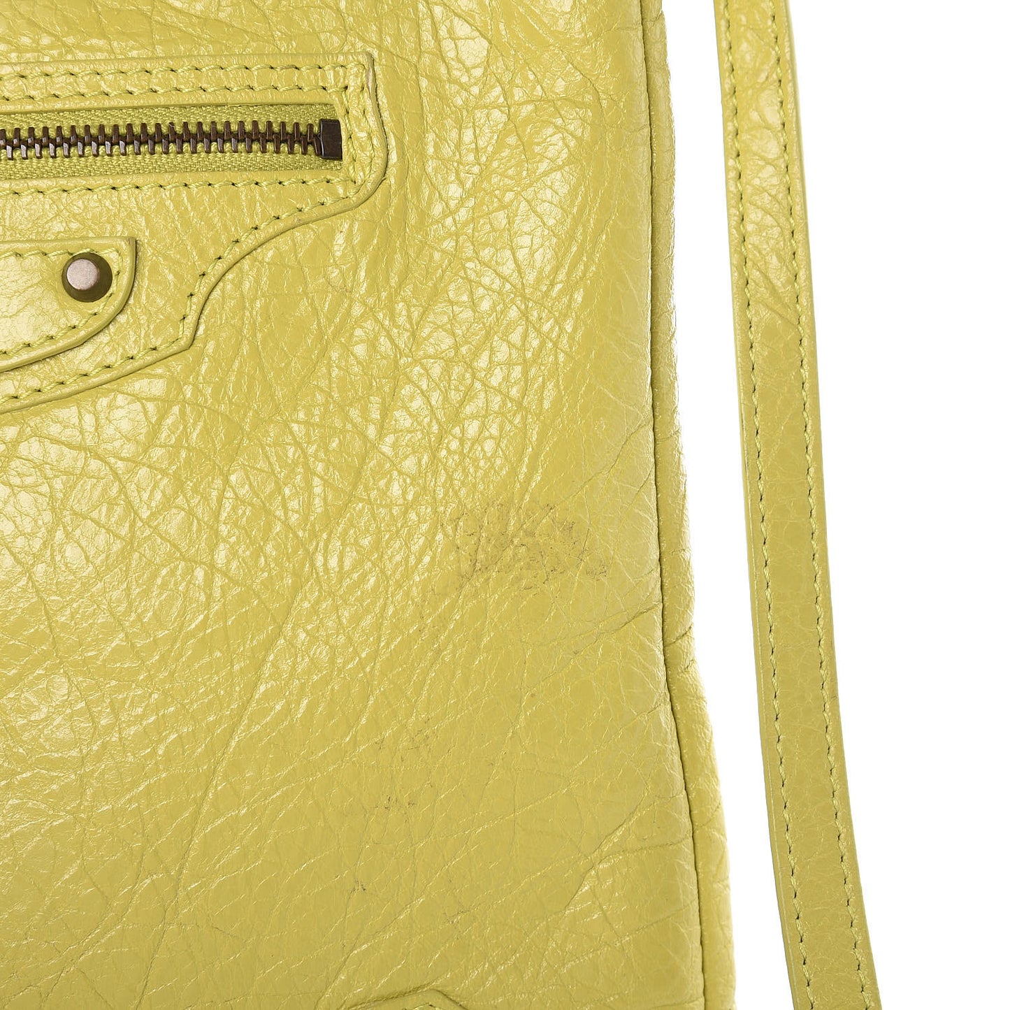 Agneau Classic Hardware Flat Crossbody Jaune Poussin